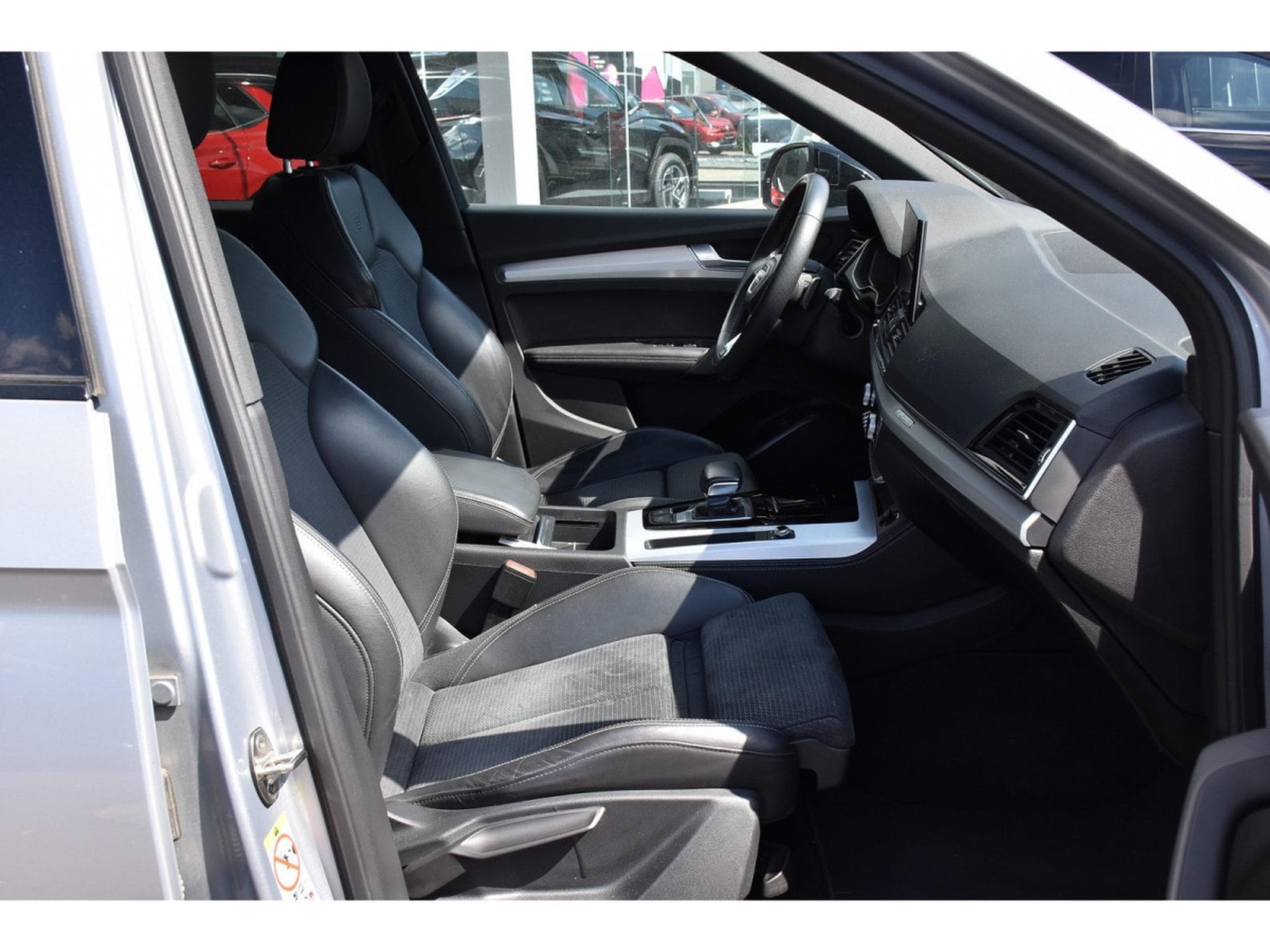 Audi Q5 Sportback 55 TFSIe Quattro S-Line S-Tronic (2021) - Photo 7