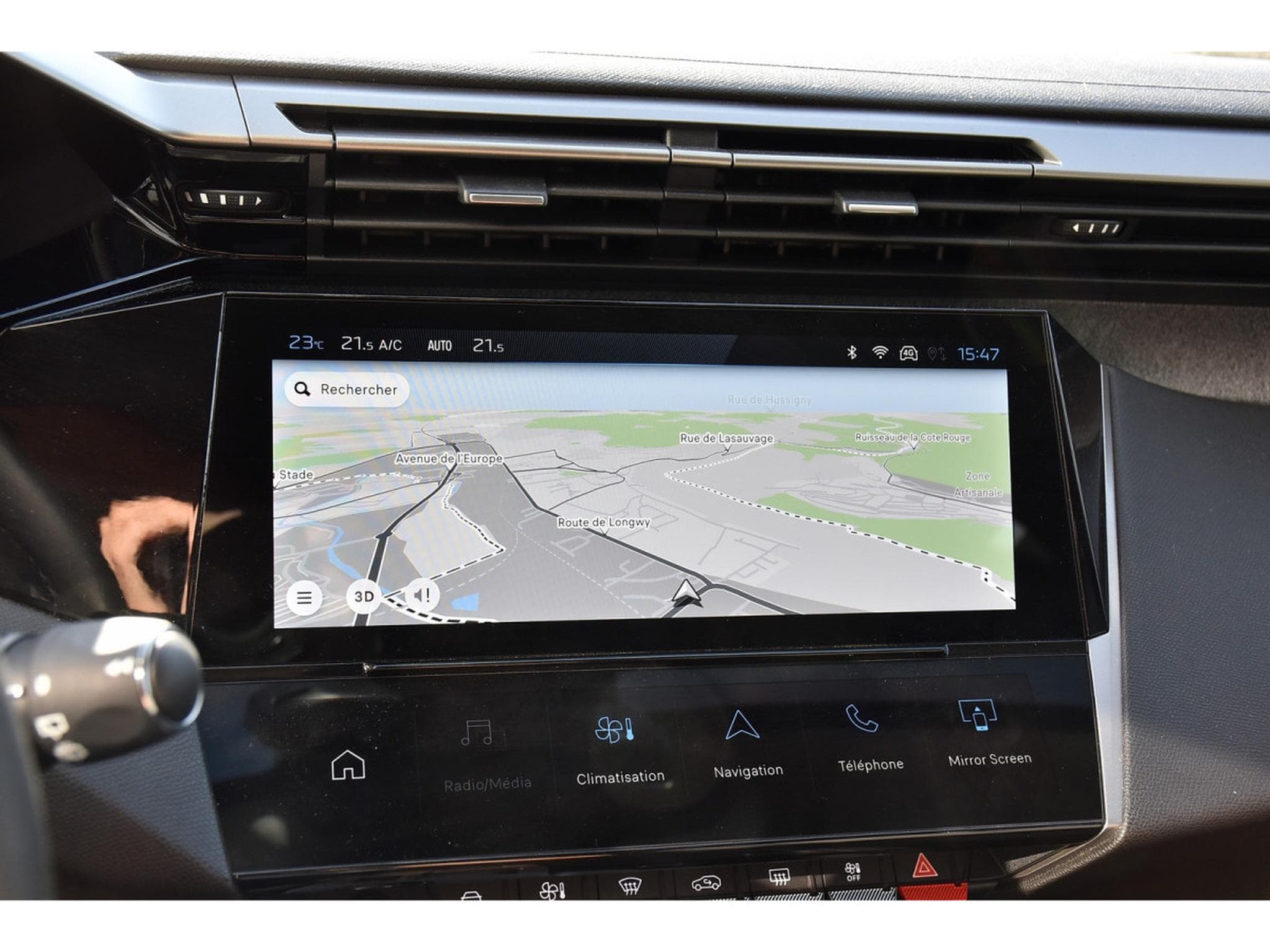 Peugeot 308 1.2 Hybrid 145 e-DCS6 Allure ACC CAM360 LANE 1° MAIN (2025) - Photo 10
