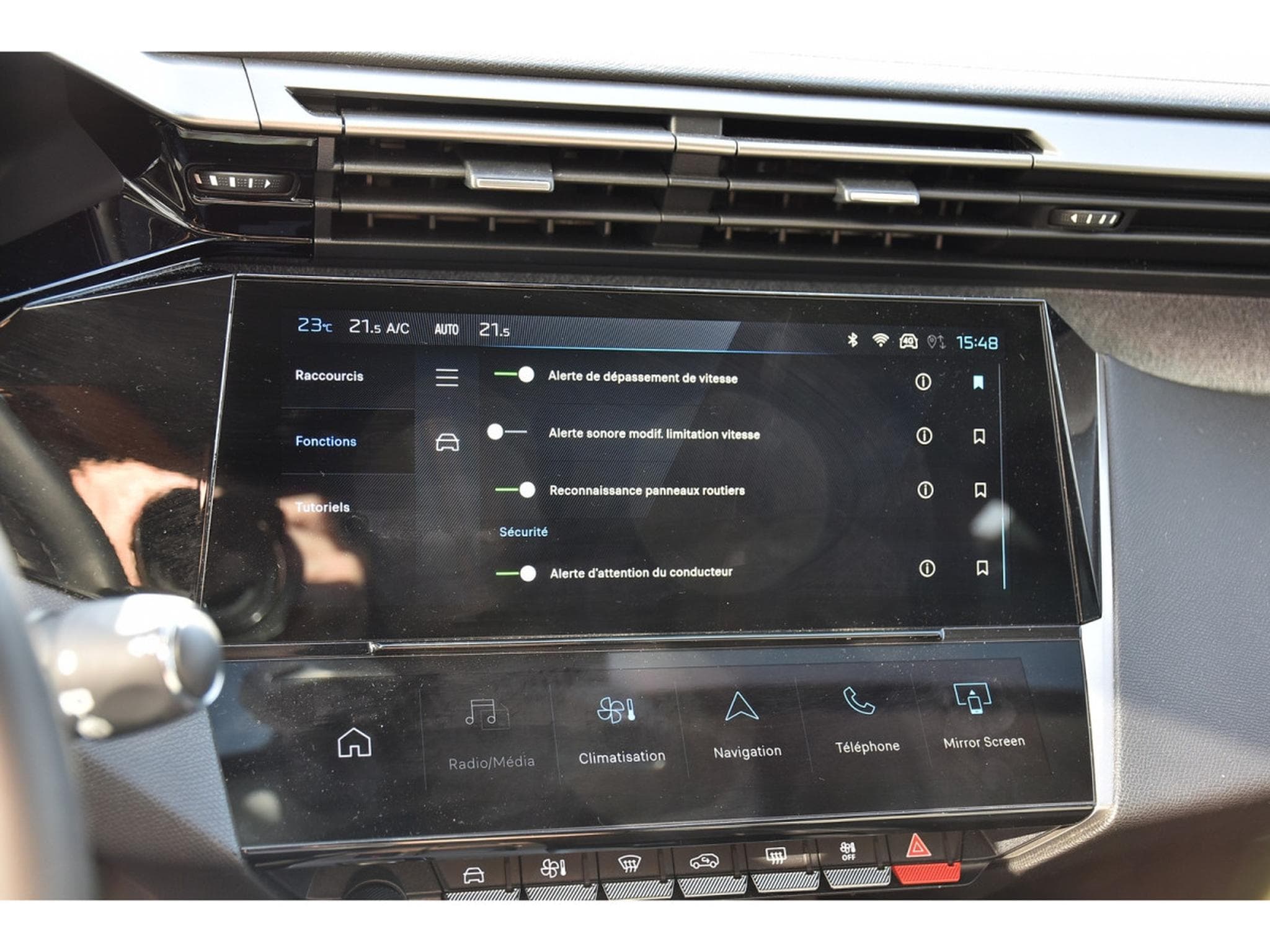 Peugeot 308 1.2 Hybrid 145 e-DCS6 Allure ACC CAM360 LANE 1° MAIN (2025) - Photo 17
