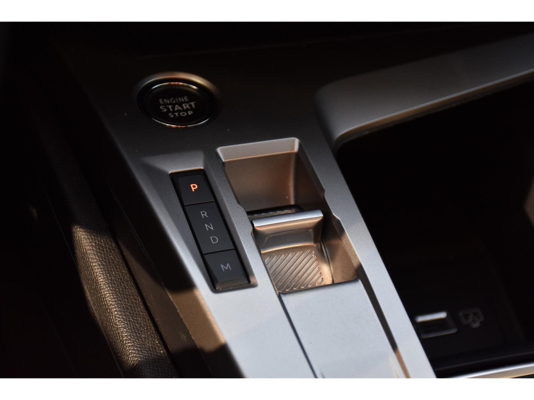 Peugeot 308 1.2 Hybrid 145 e-DCS6 Allure ACC CAM360 LANE 1° MAIN (2025) - Photo 20