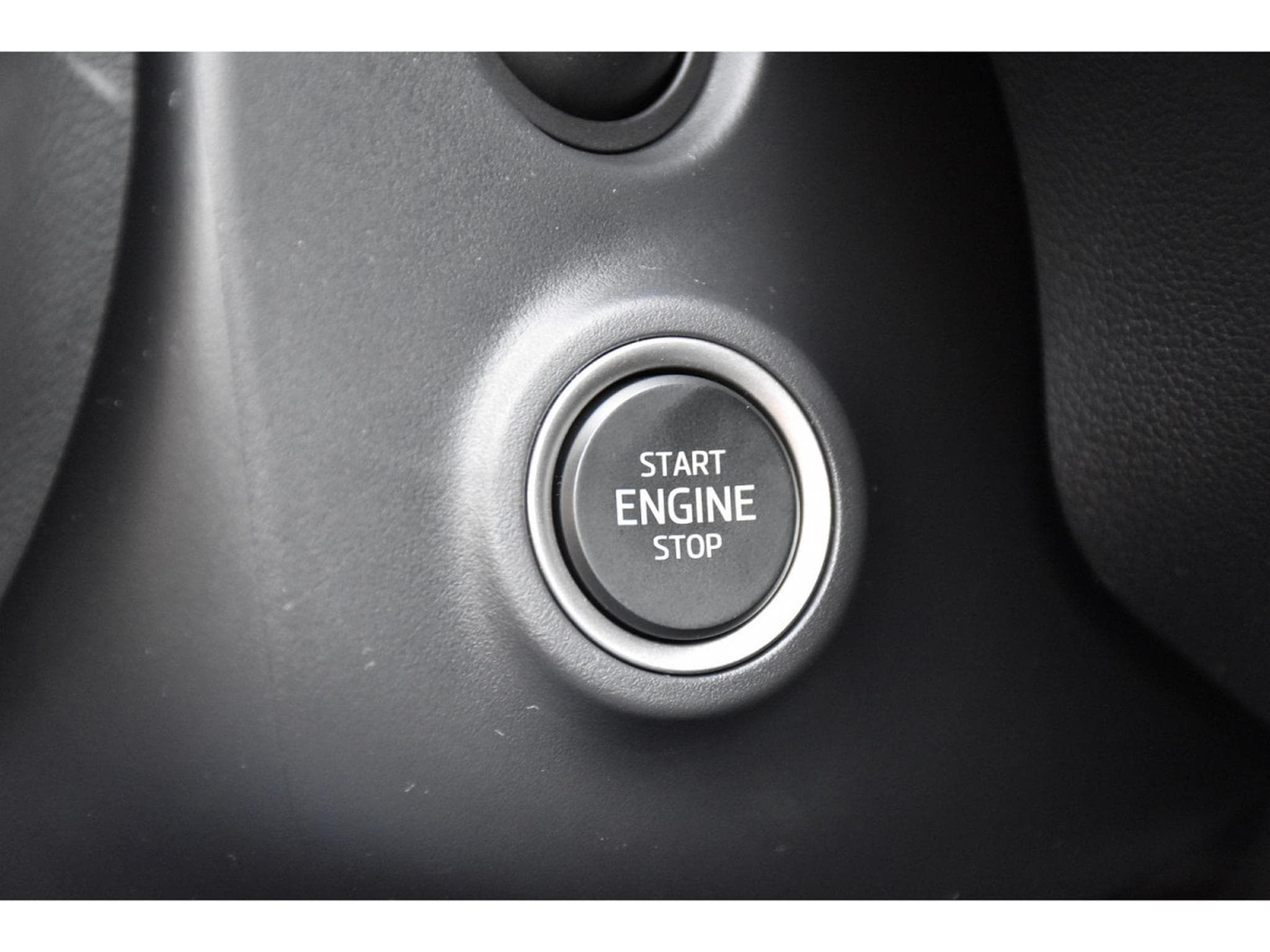 Skoda Kamiq 1.5 TSI Monte Carlo DSG PANO KESSY ATT REMORQUE NEUF (2026) - Photo 19