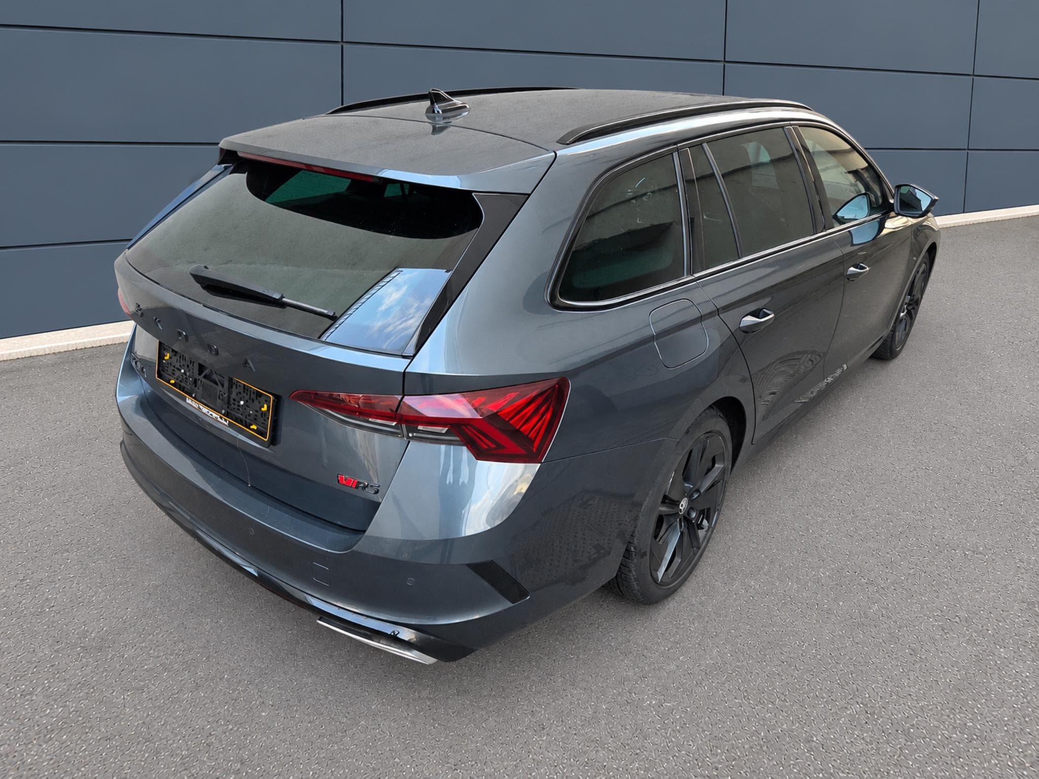 Skoda Octavia COMBI RS​ 2.0 TDI 200 cv 4X4 (2021) - Photo 2