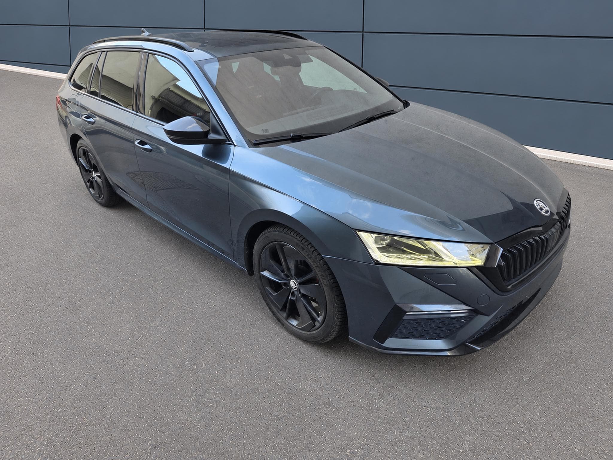 Skoda Octavia COMBI RS​ 2.0 TDI 200 cv 4X4 (2021) - Photo 4