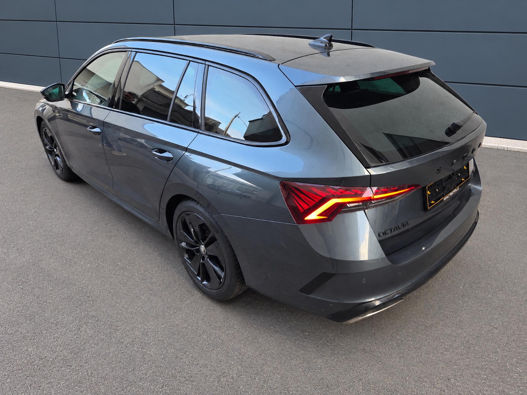 Skoda Octavia COMBI RS​ 2.0 TDI 200 cv 4X4 (2021) - Photo 5