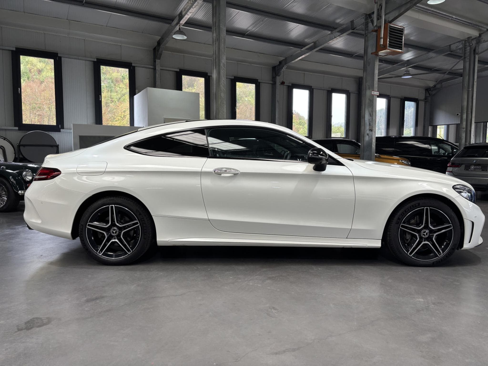Mercedes C 220 Coupé AMG LINE 4MATIC (2019) - Photo 2