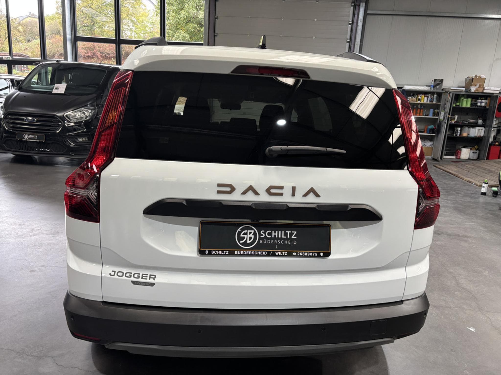 Dacia Jogger 1.6 FullHybrid 140  AT (2025) - Photo 4