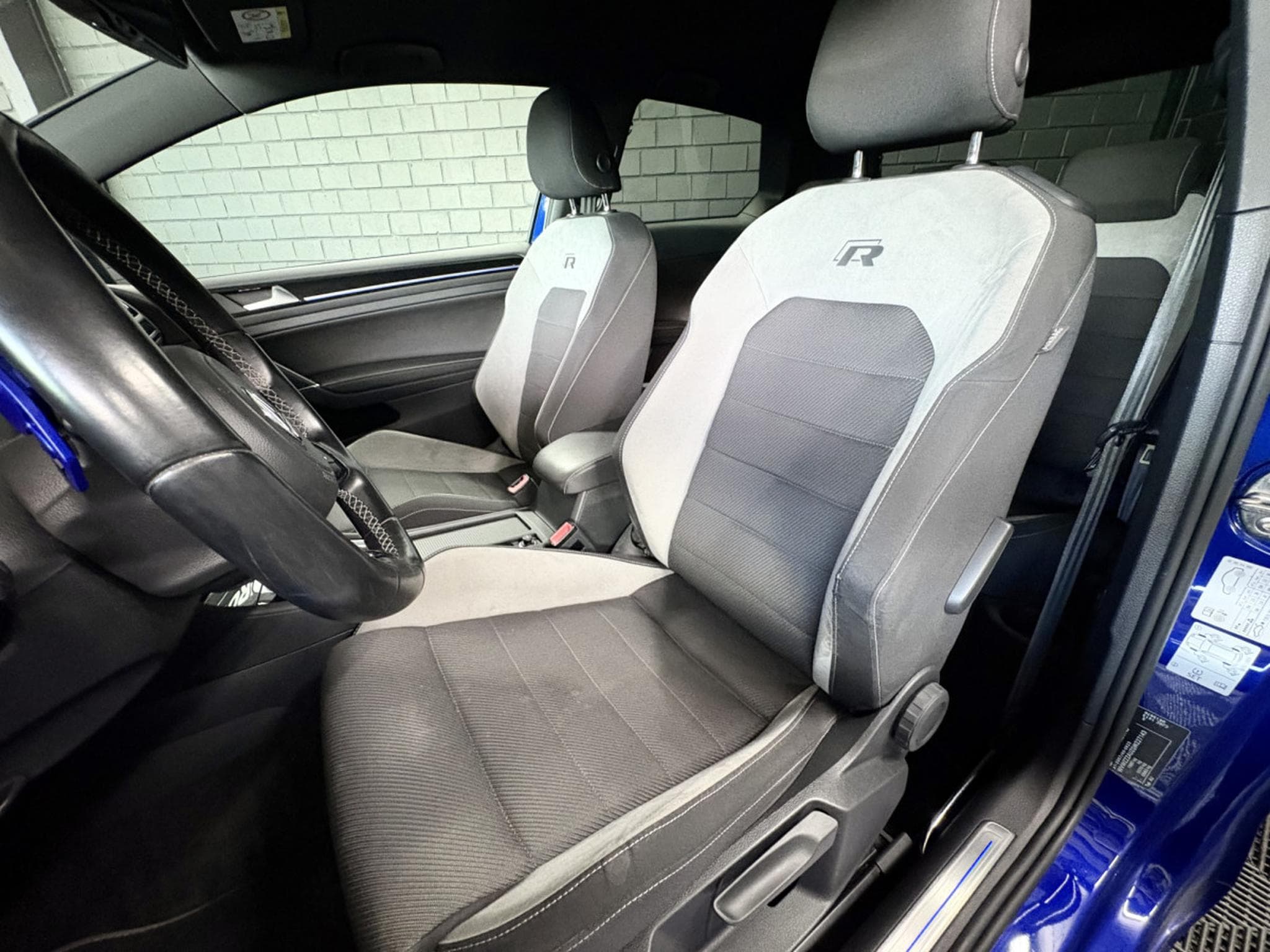 VW Golf R R VII 2.0 TSI 300CV 4MOTION *CAM* DYNAUDIO* ACC* (2016) - Photo 7