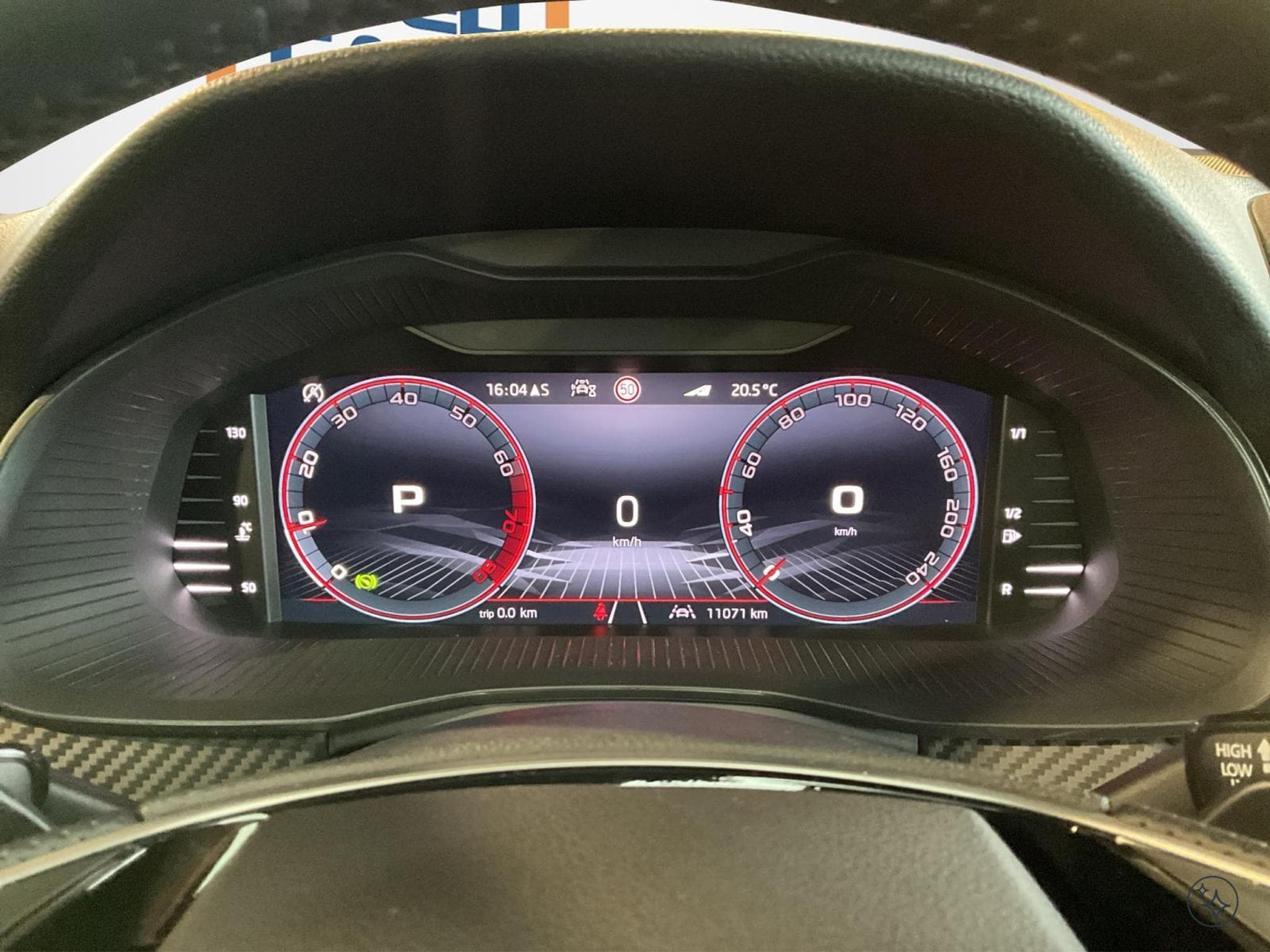 Skoda Kamiq Monte-Carlo+DSG+Park&Go+P.Drive+AHK+LED (2025) - Photo 11