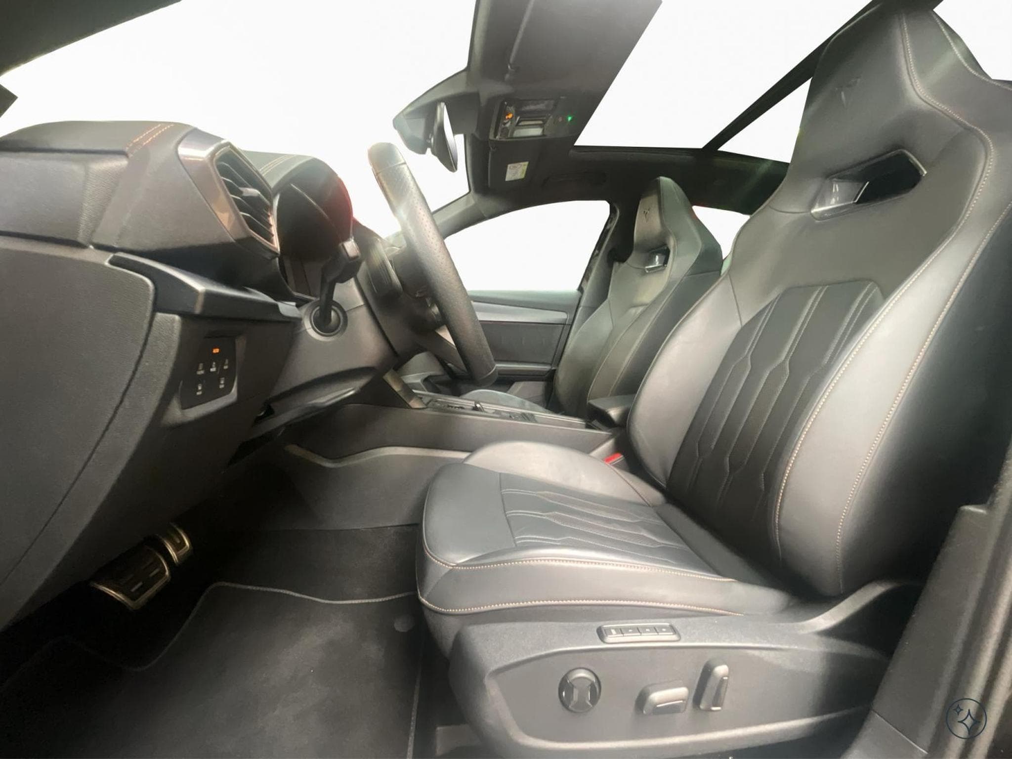 Cupra Formentor VZ5+5Zylinder+DSG+4x4+ (2024) - Photo 9