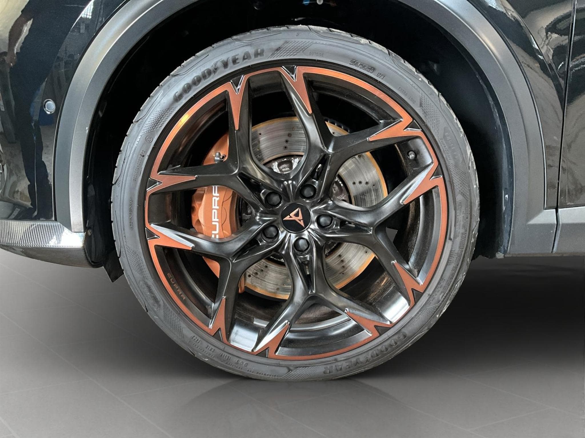 Cupra Formentor VZ5+5Zylinder+DSG+4x4+ (2024) - Photo 8