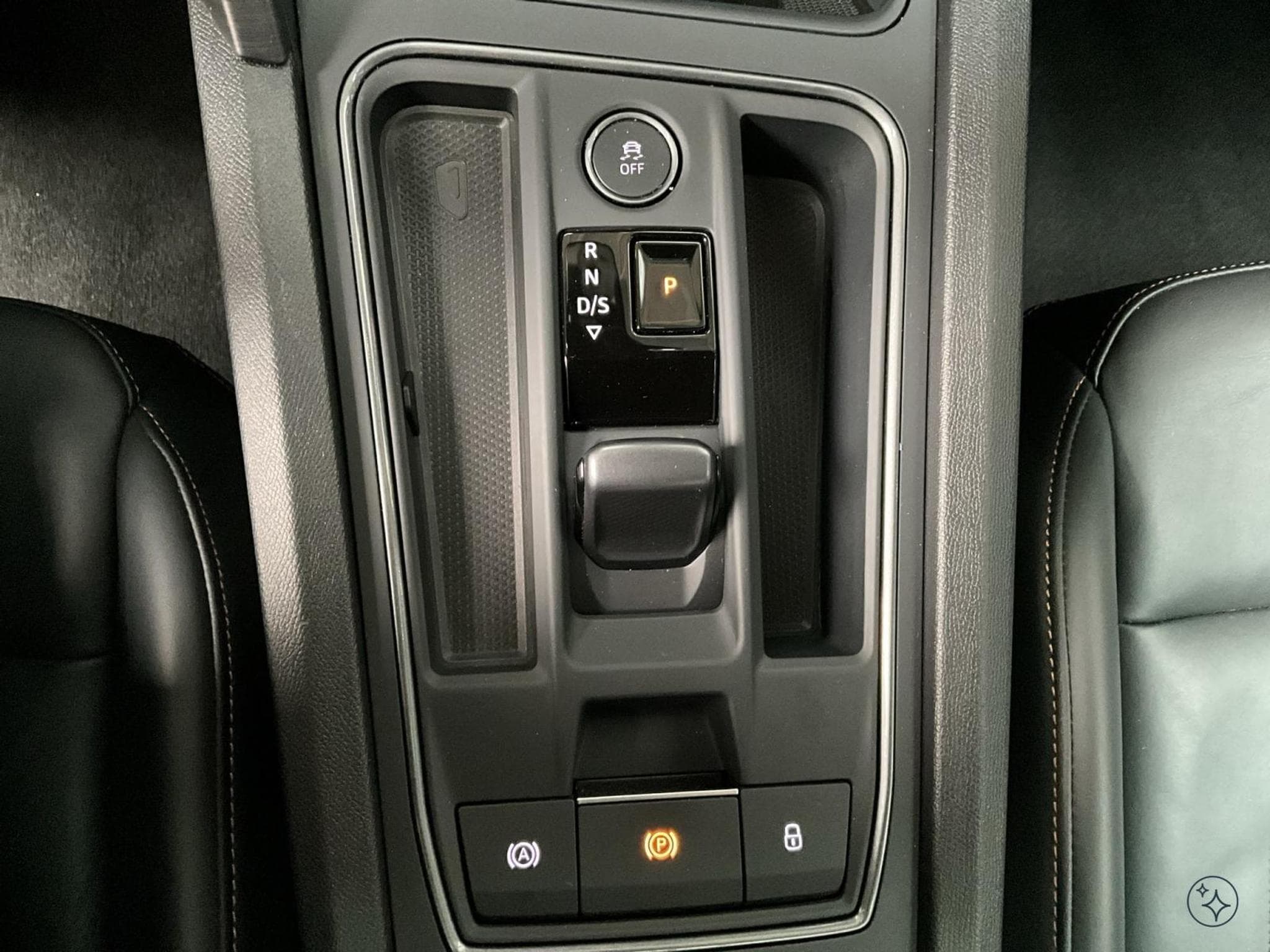Cupra Formentor VZ5+5Zylinder+DSG+4x4+ (2024) - Photo 12