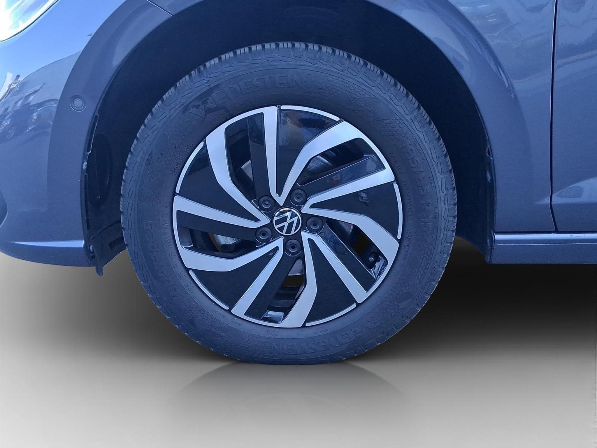 VW Polo Life+BVM+IQ-Drive+Park&Comfort+Light-Ass (2025) - Photo 8