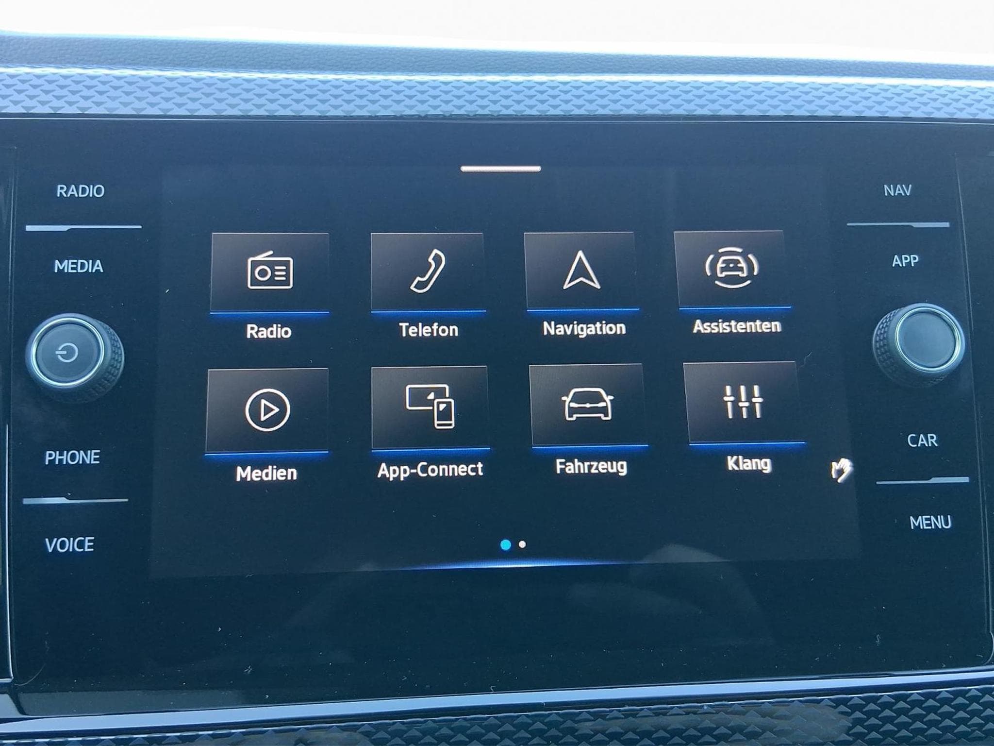 VW Polo Life+BVM+IQ-Drive+Park&Comfort+Light-Ass (2025) - Photo 13