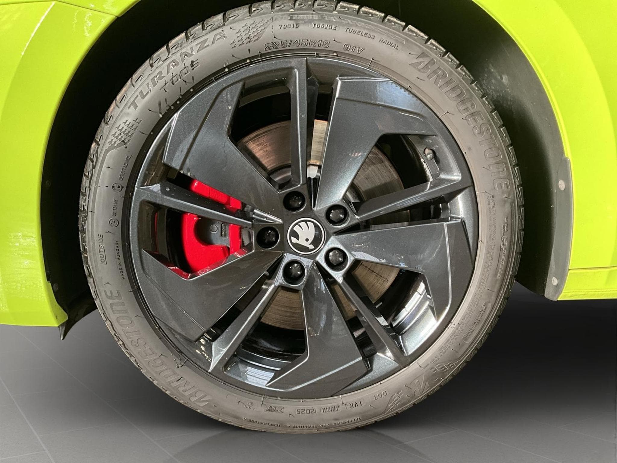 Skoda Octavia RS+DSG+LED+Navi+RearView (2025) - Photo 8