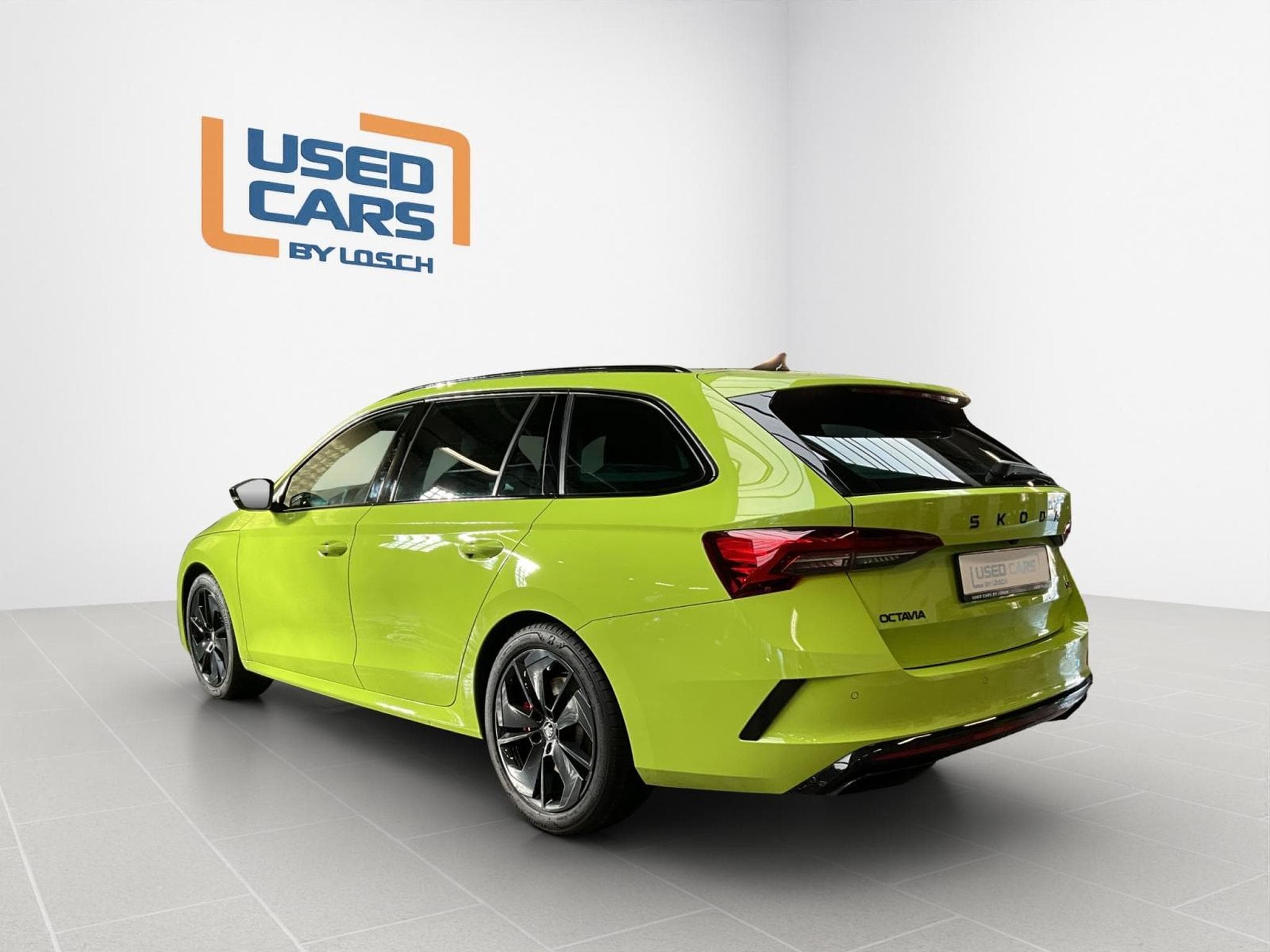 Skoda Octavia RS+DSG+LED+Navi+RearView (2025) - Photo 6