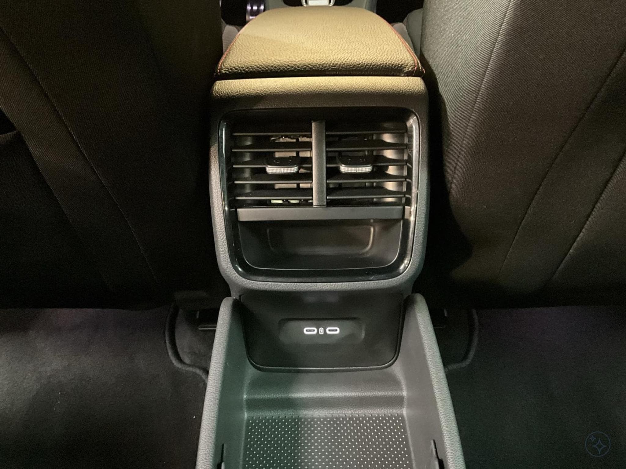 Skoda Octavia RS+DSG+LED+Navi+RearView (2025) - Photo 19