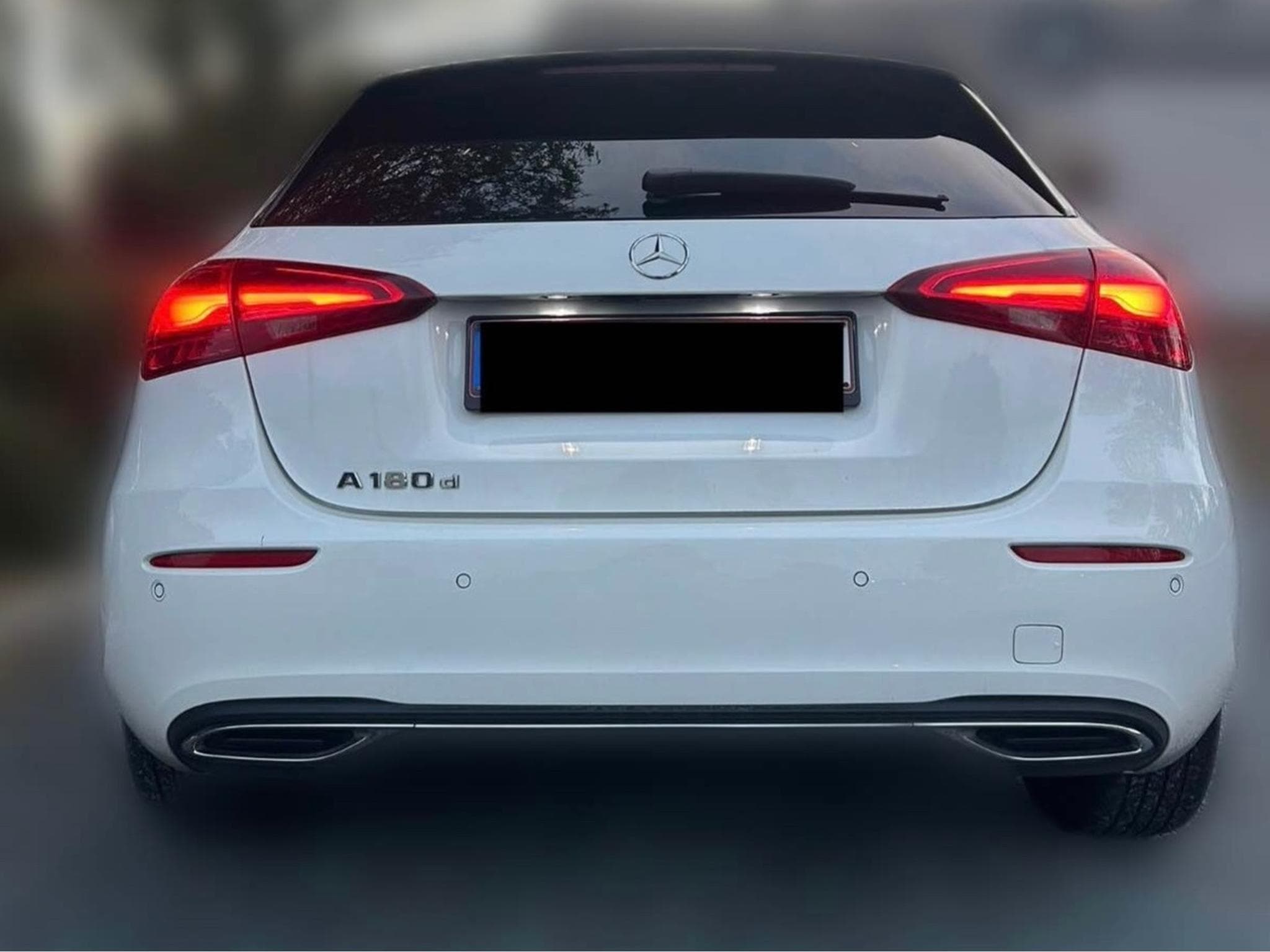 Mercedes A 180 (2024) - Photo 2