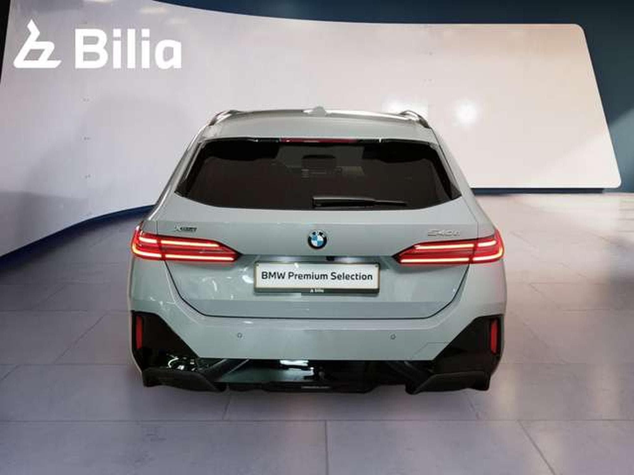 BMW 540 d xDrive Head-Up DAB LED RFK (2025) - Photo 3