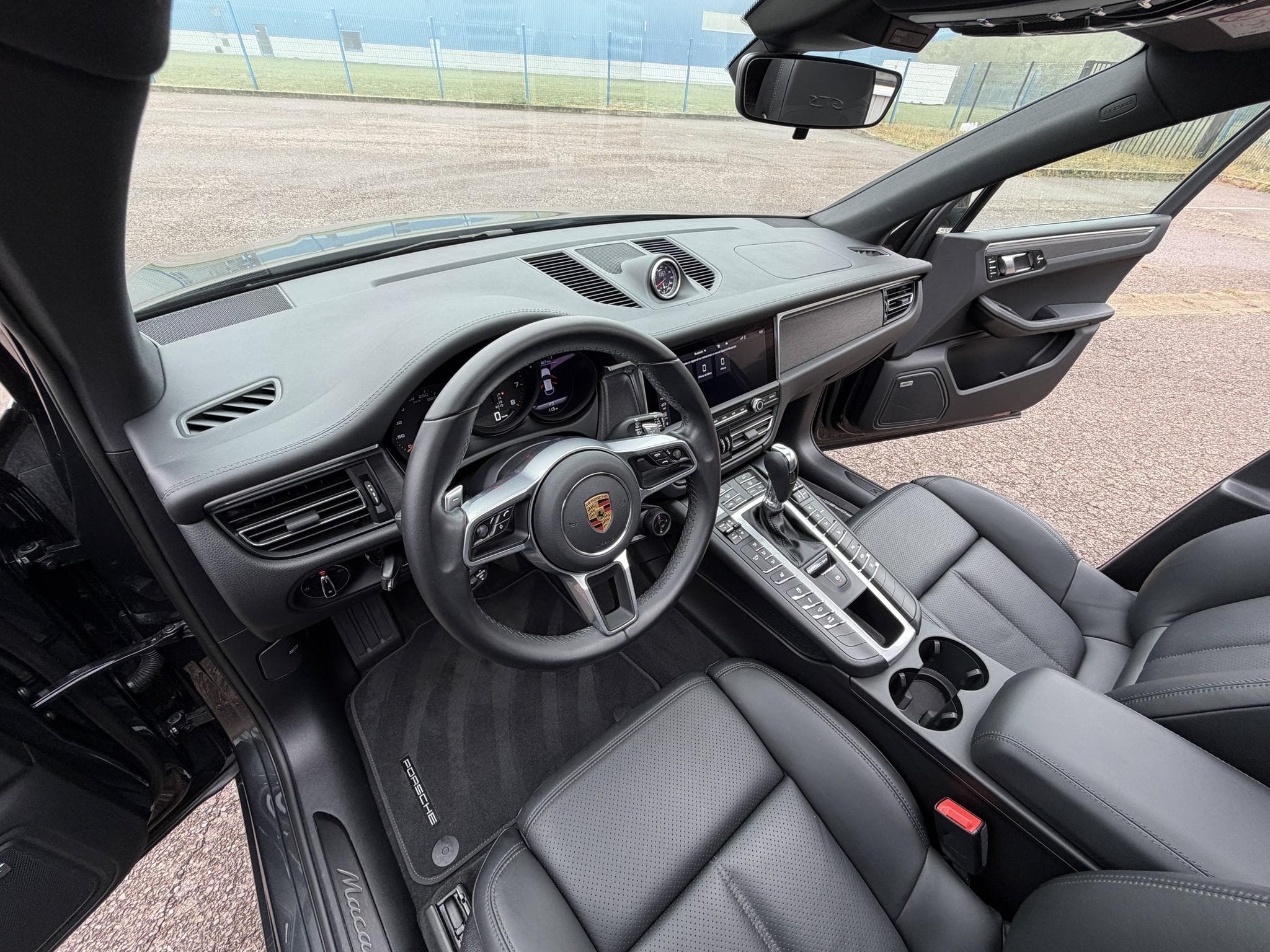 Porsche Macan GTS PHASE 2 / 2.9 V6 380ch / 1ère main / suivi complet Porsc (2020) - Photo 42