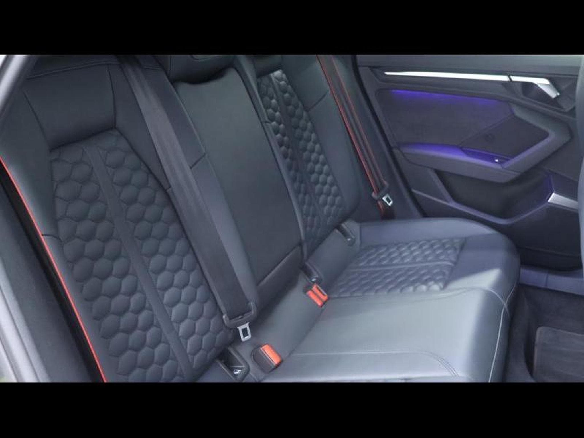 Audi RS3 Sportback 2.5 TFSI 400 stronic 7 (2022) - Photo 17