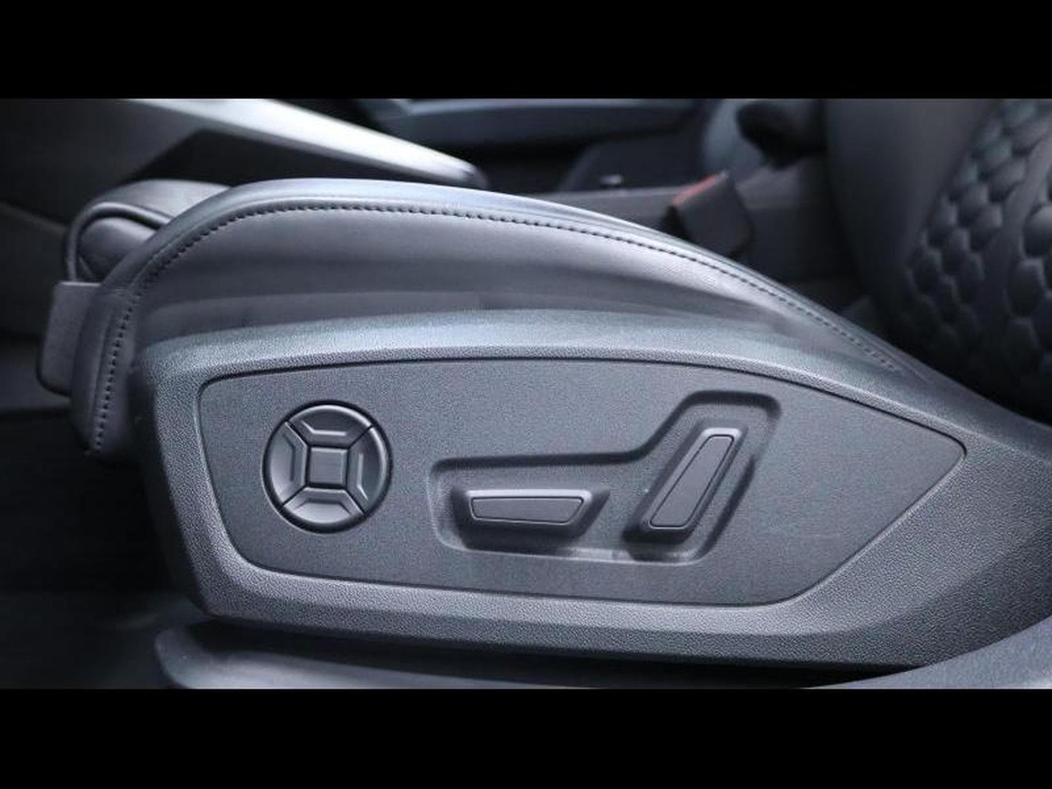 Audi RS3 Sportback 2.5 TFSI 400 stronic 7 (2022) - Photo 37