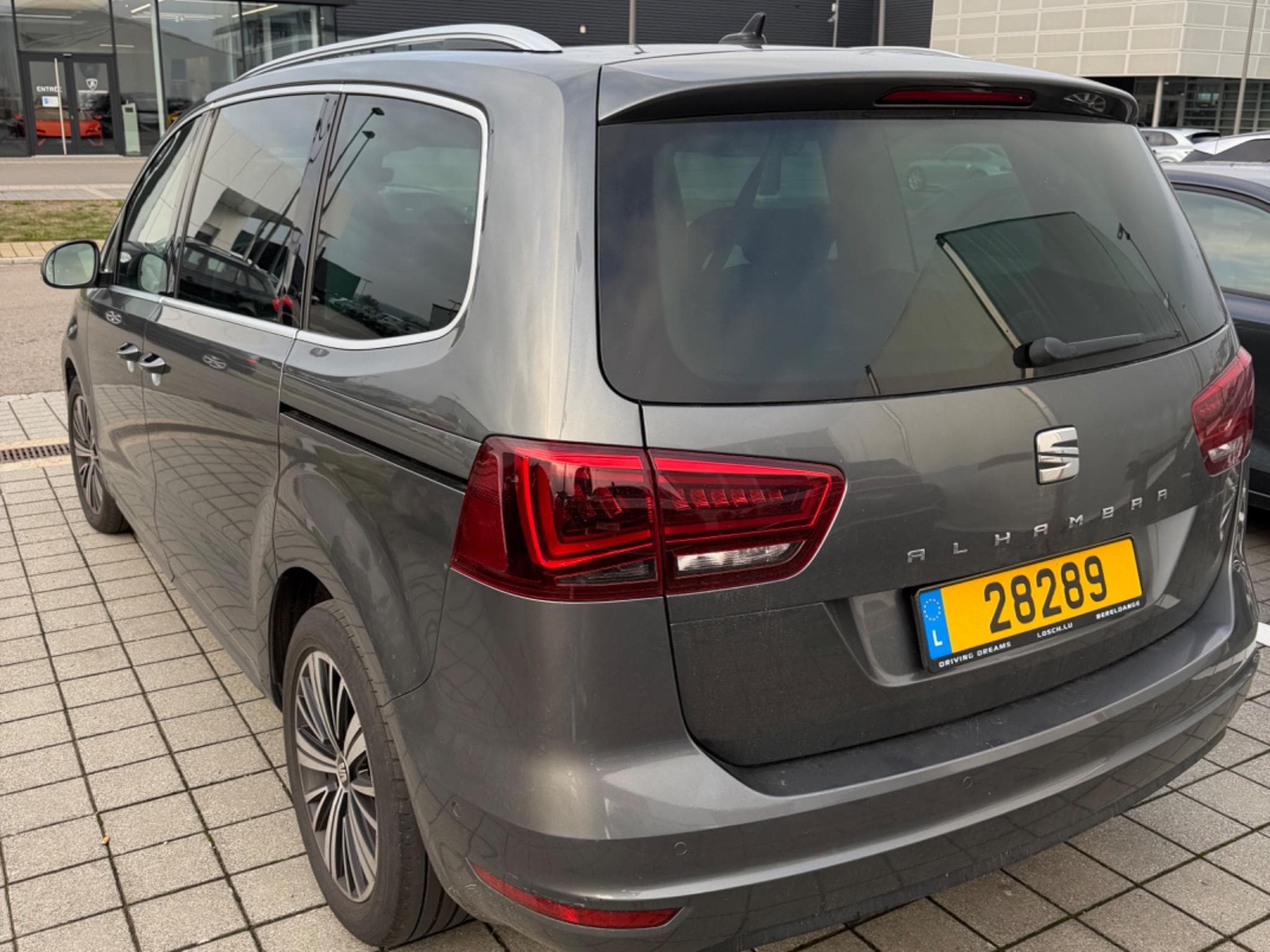 Seat Alhambra Xcellence 2.0 TDI 130kw/177ch DSG6 (2020) - Photo 3
