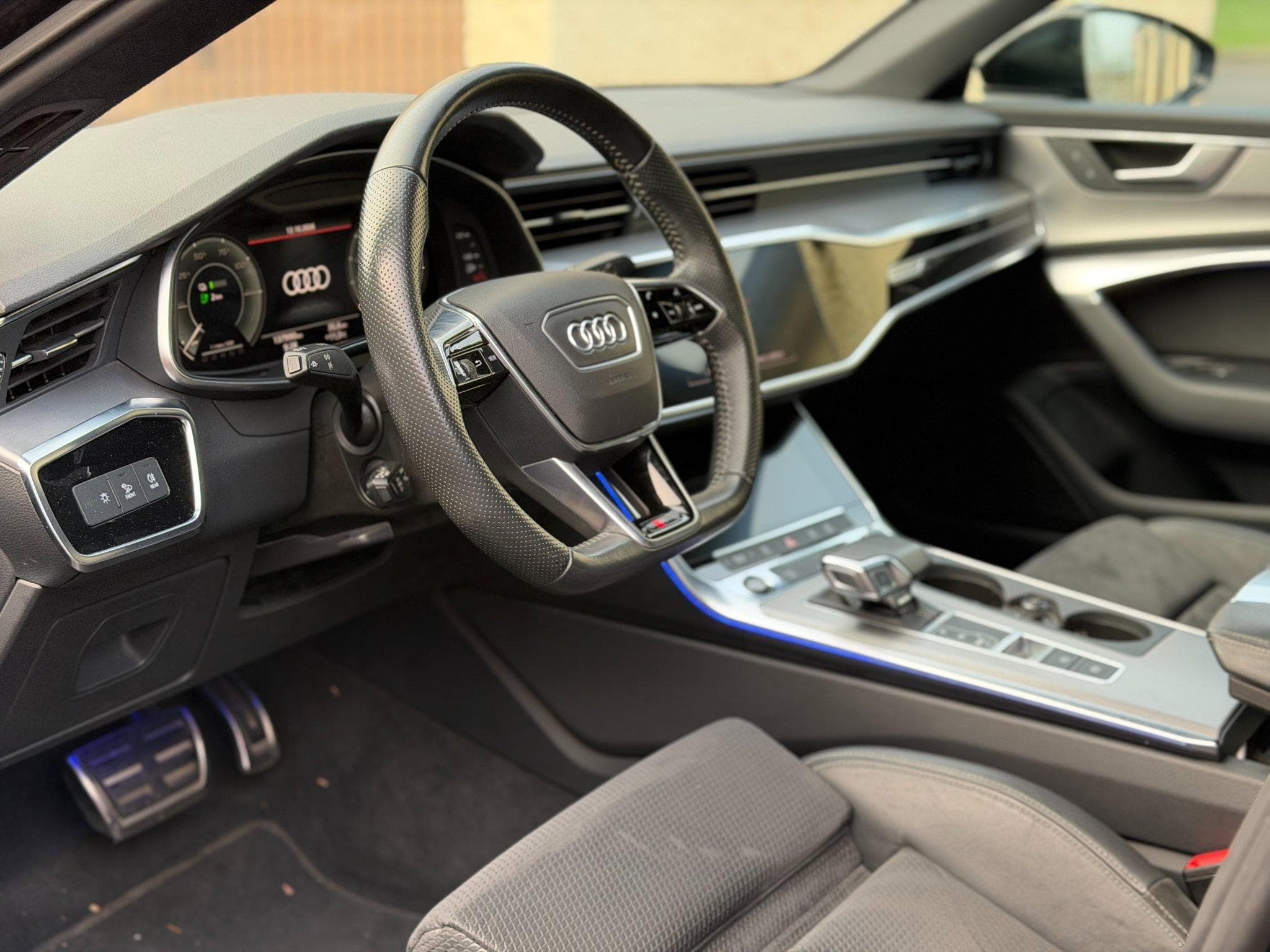 Audi A6 55 TFSI e quattro S tronic S-line (2020) - Foto 9