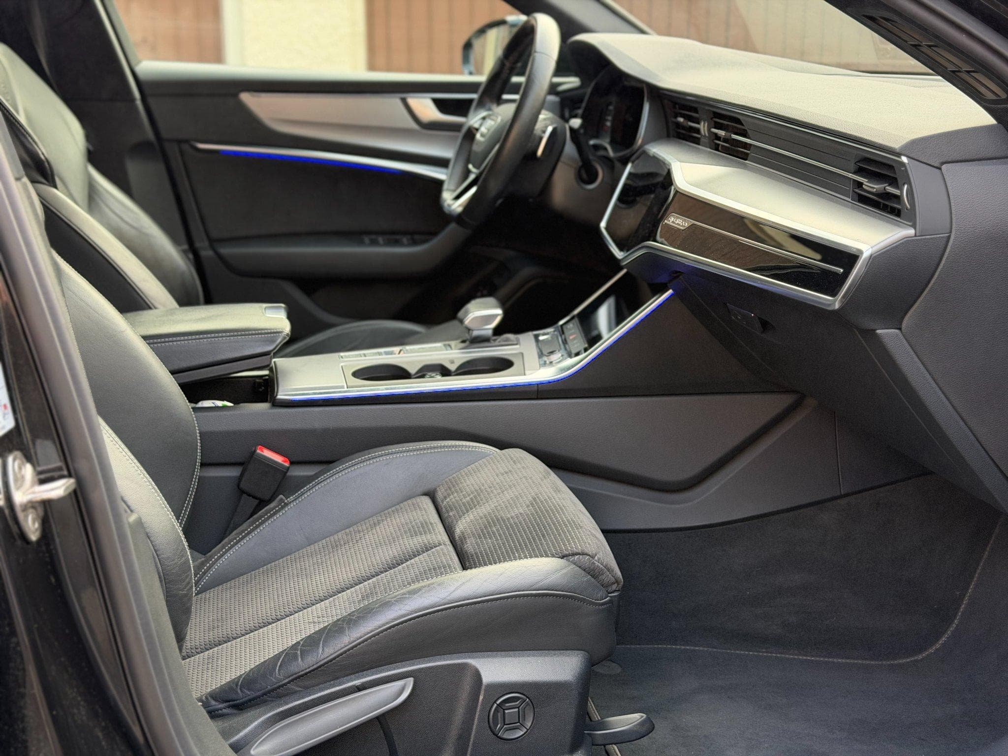 Audi A6 55 TFSI e quattro S tronic S-line (2020) - Foto 10