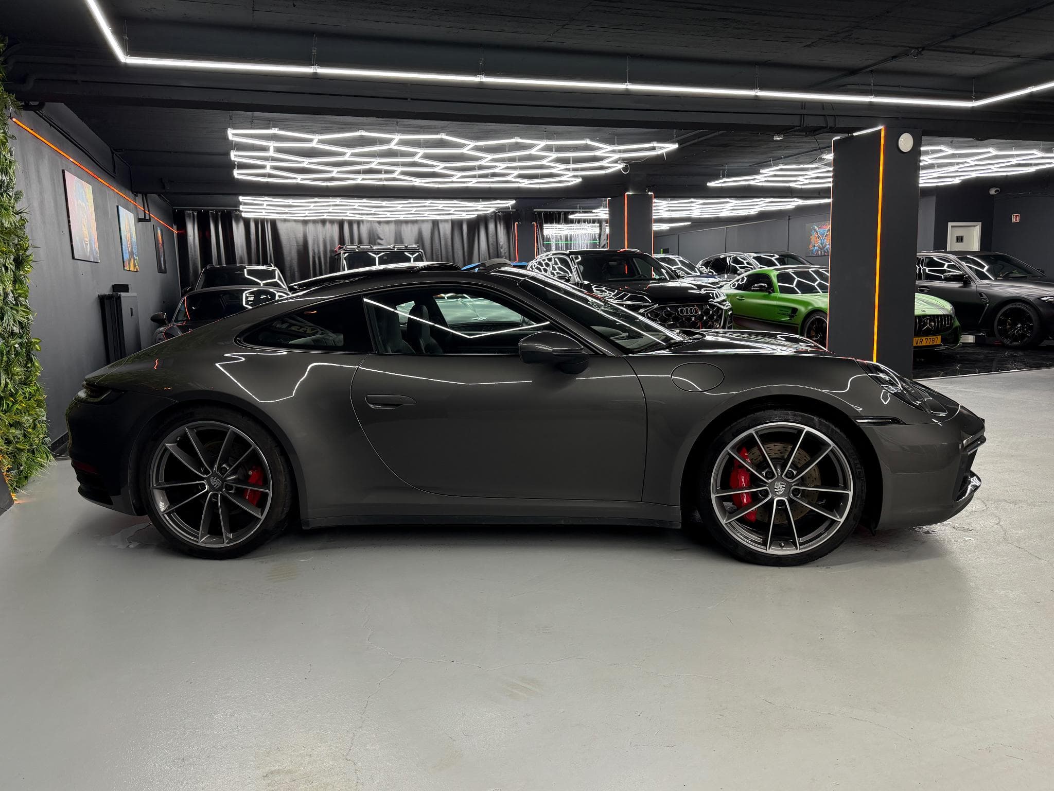 Porsche 911 992 Carrera 4S Pano Bose Lift (2019) - Photo 2