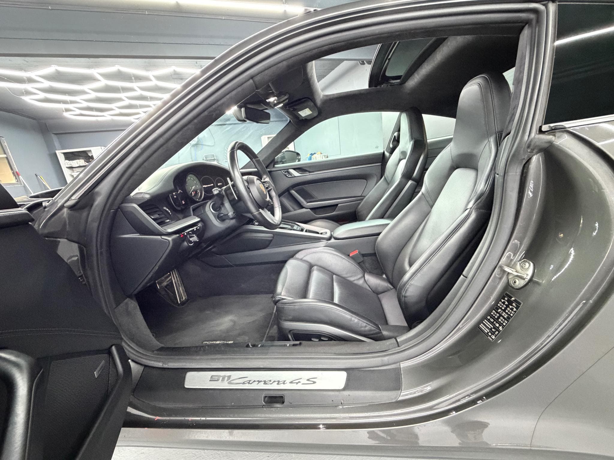 Porsche 911 992 Carrera 4S Pano Bose Lift (2019) - Photo 8