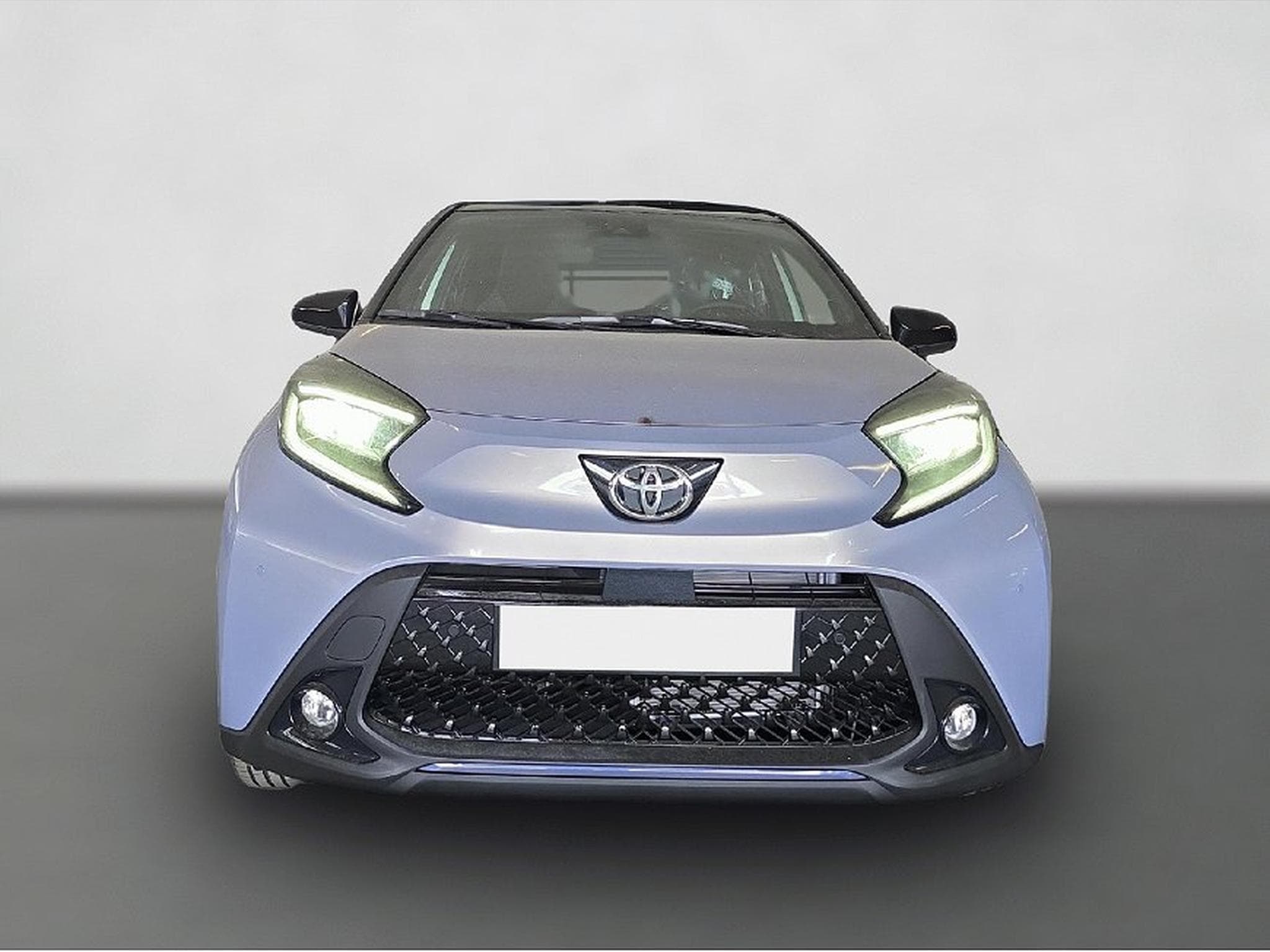 Toyota iQ (2026) - Photo 5