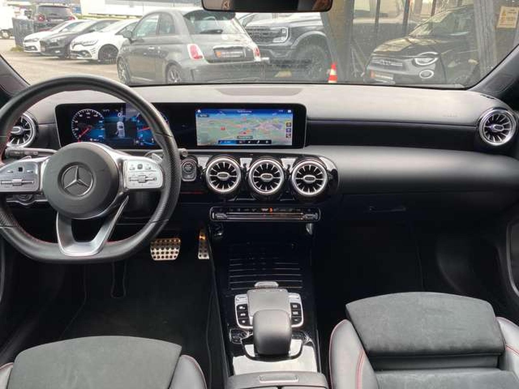 Mercedes A 180 A180 7G-DCT AMG Line - JUSQU'A 48 MOIS DE GARANTIE (2019) - Photo 15