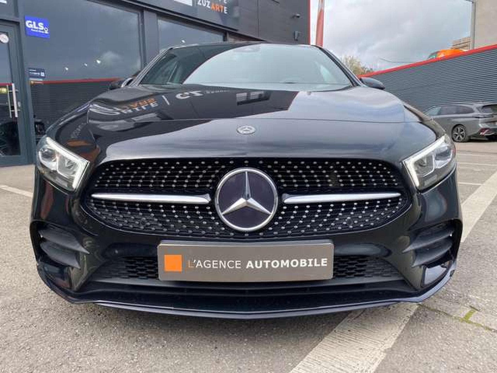 Mercedes A 180 A180 7G-DCT AMG Line - JUSQU'A 48 MOIS DE GARANTIE (2019) - Photo 3