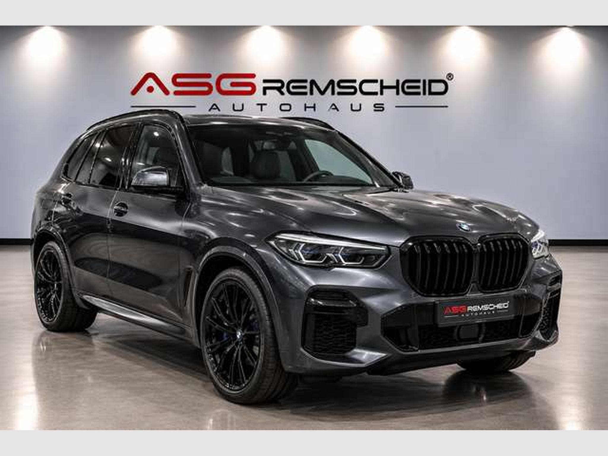 BMW X5 xDrive 45 e M Sport 1.H *22 *LUFT *360° *AHK (2022) - Foto 1