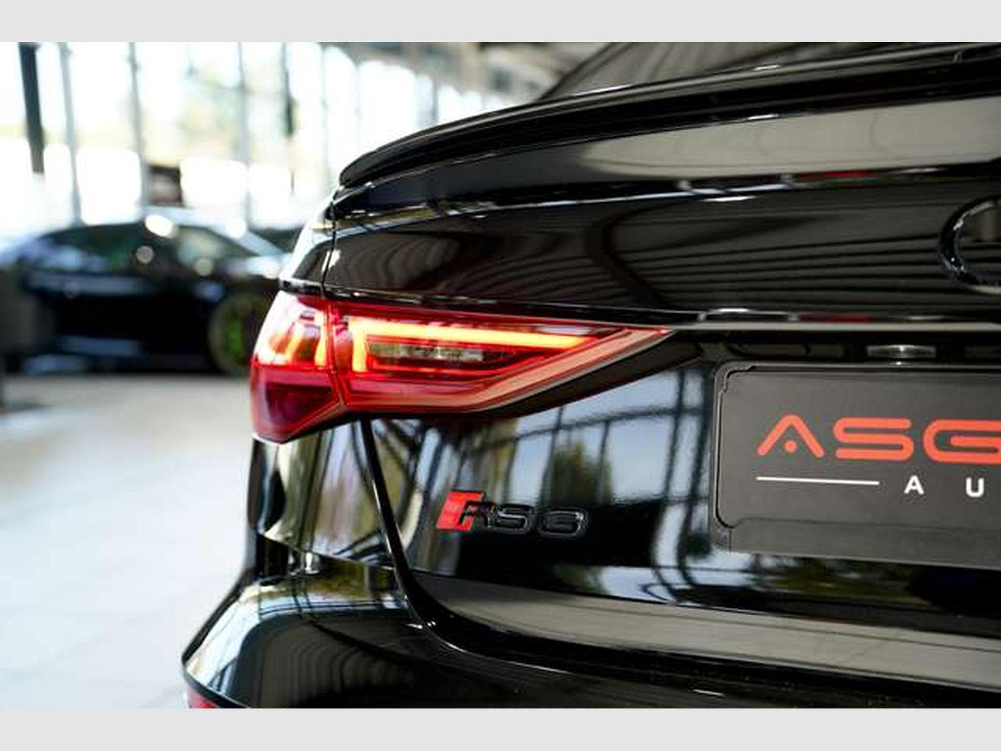 Audi RS3 q. Limousine 1.Hand *RS-Sitze*S-AGA Matrix (2022) - Foto 12