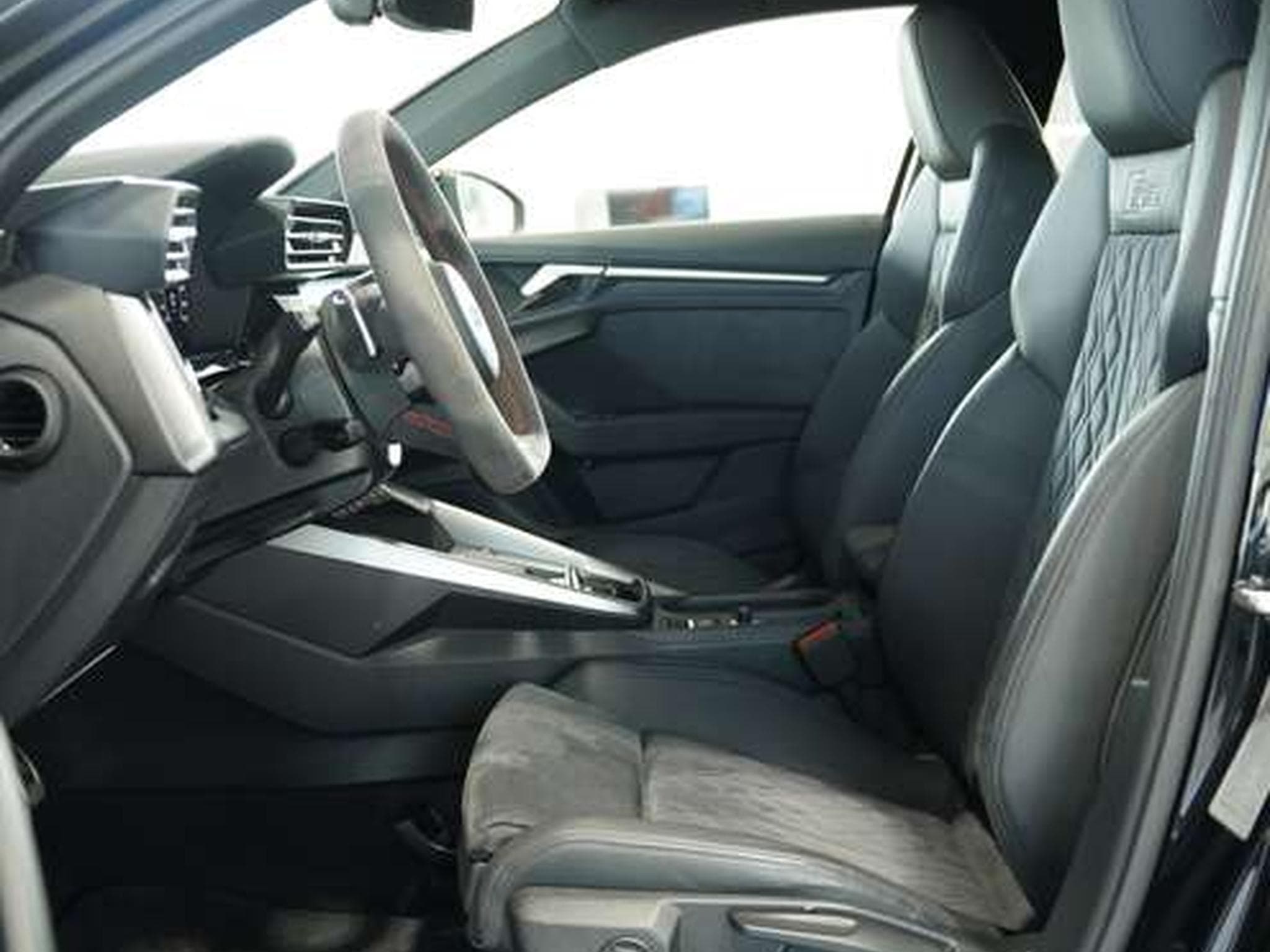 Audi RS3 q. Limousine 1.Hand *RS-Sitze*S-AGA Matrix (2022) - Foto 19