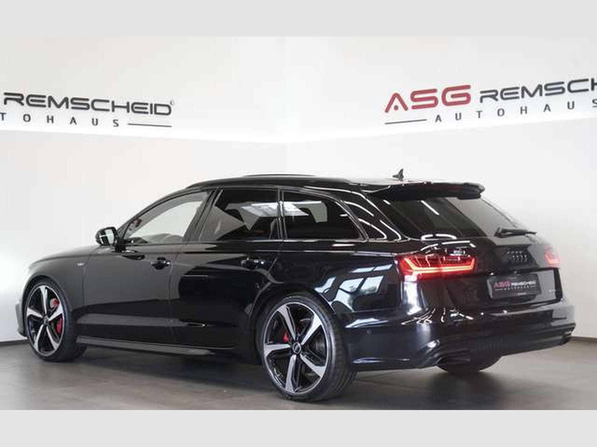 Audi A6 Competition Avant S line *19 *Schale *Pano (2017) - Photo 44