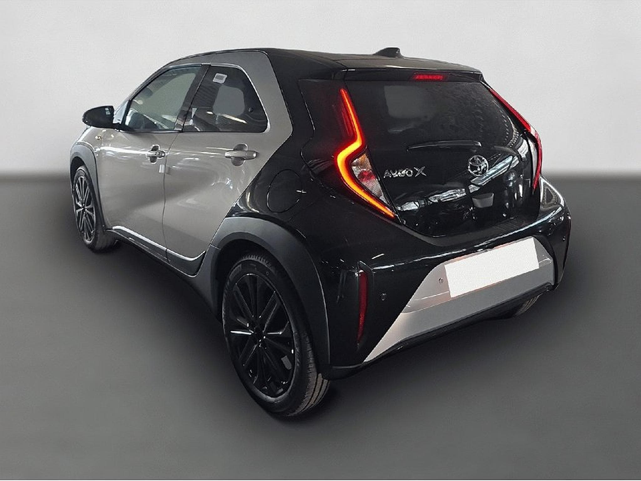 Toyota iQ (2026) - Photo 2