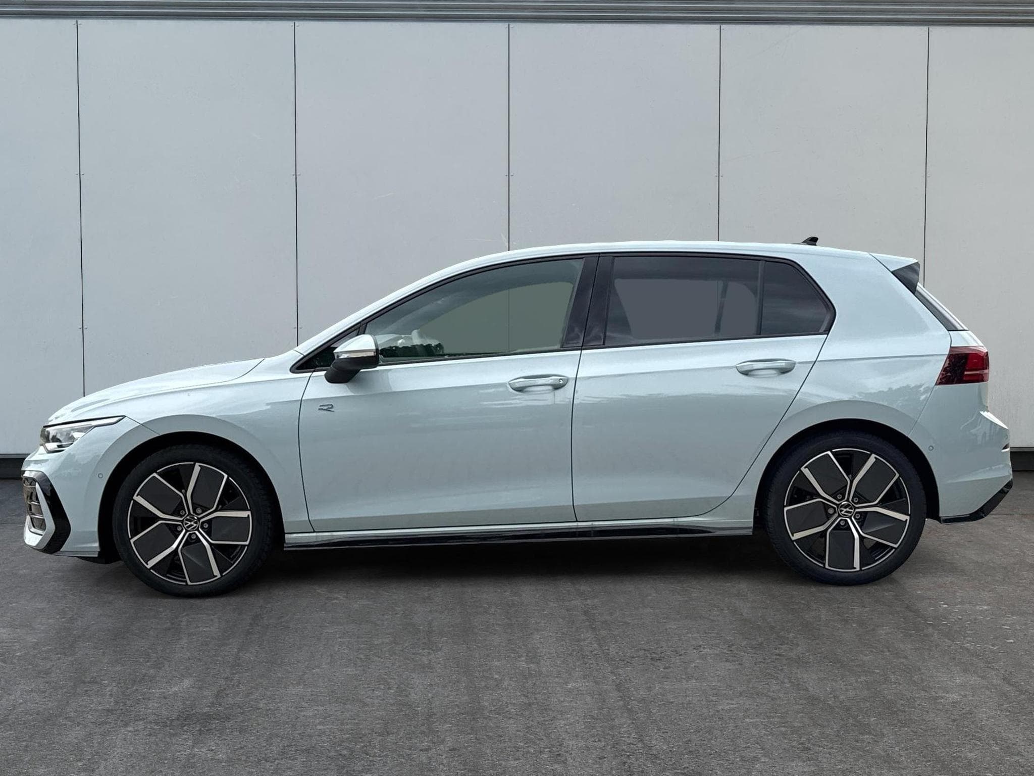VW Golf R-Line Limited (2026) - Foto 6