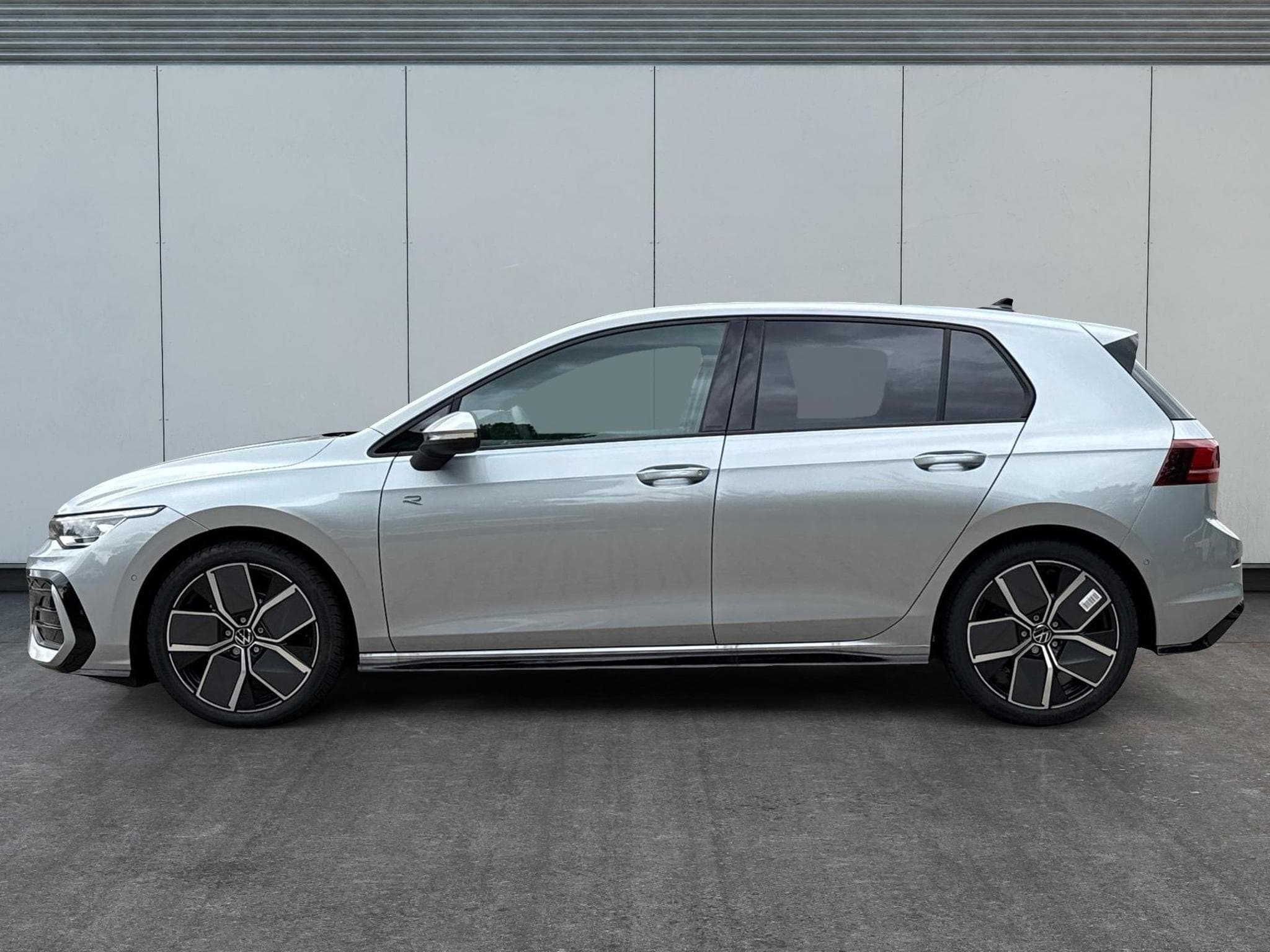 VW Golf R-Line Limited (2026) - Foto 6