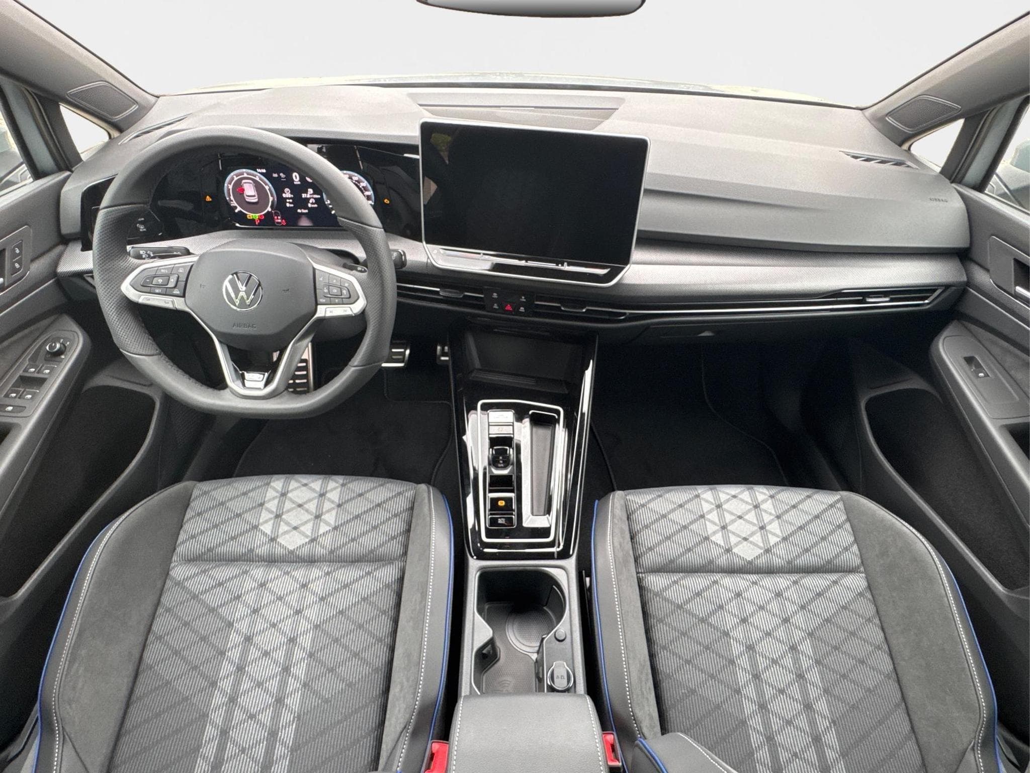 VW Golf R-Line Limited (2026) - Foto 8