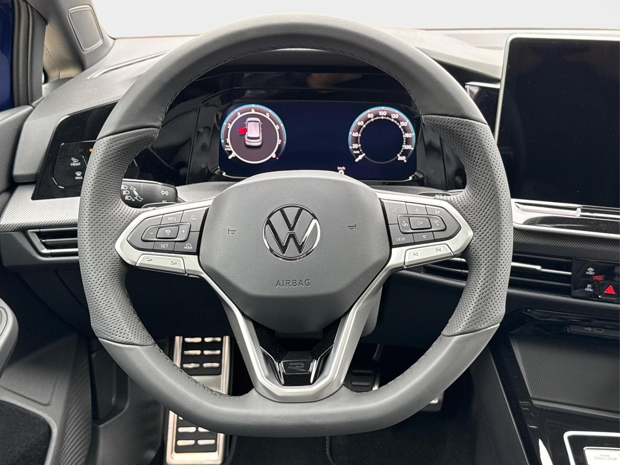 VW Golf R-Line Limited (2026) - Photo 7