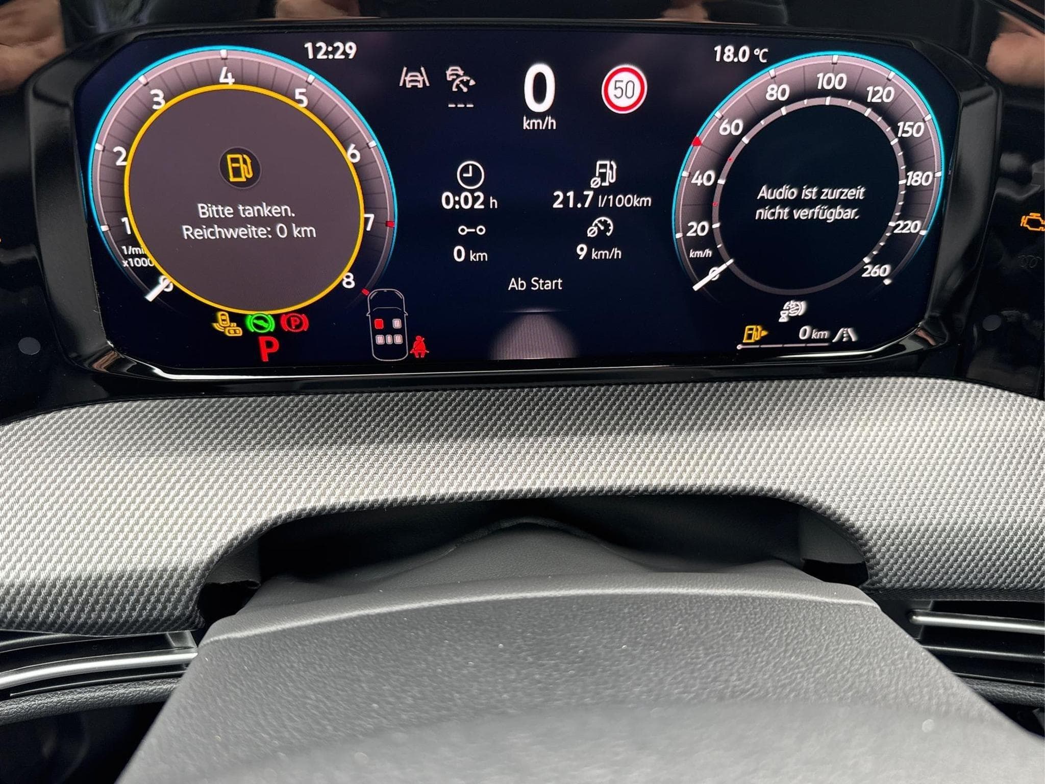 VW Golf R-Line Limited (2026) - Photo 14