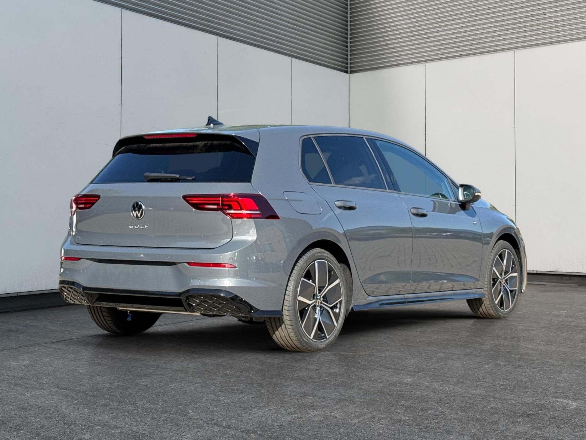 VW Golf R-Line Limited (2026) - Foto 3