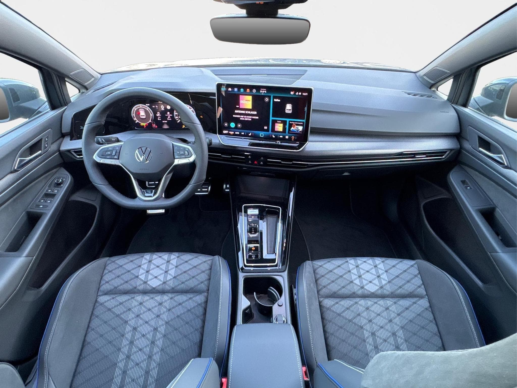 VW Golf R-Line Limited (2026) - Foto 7