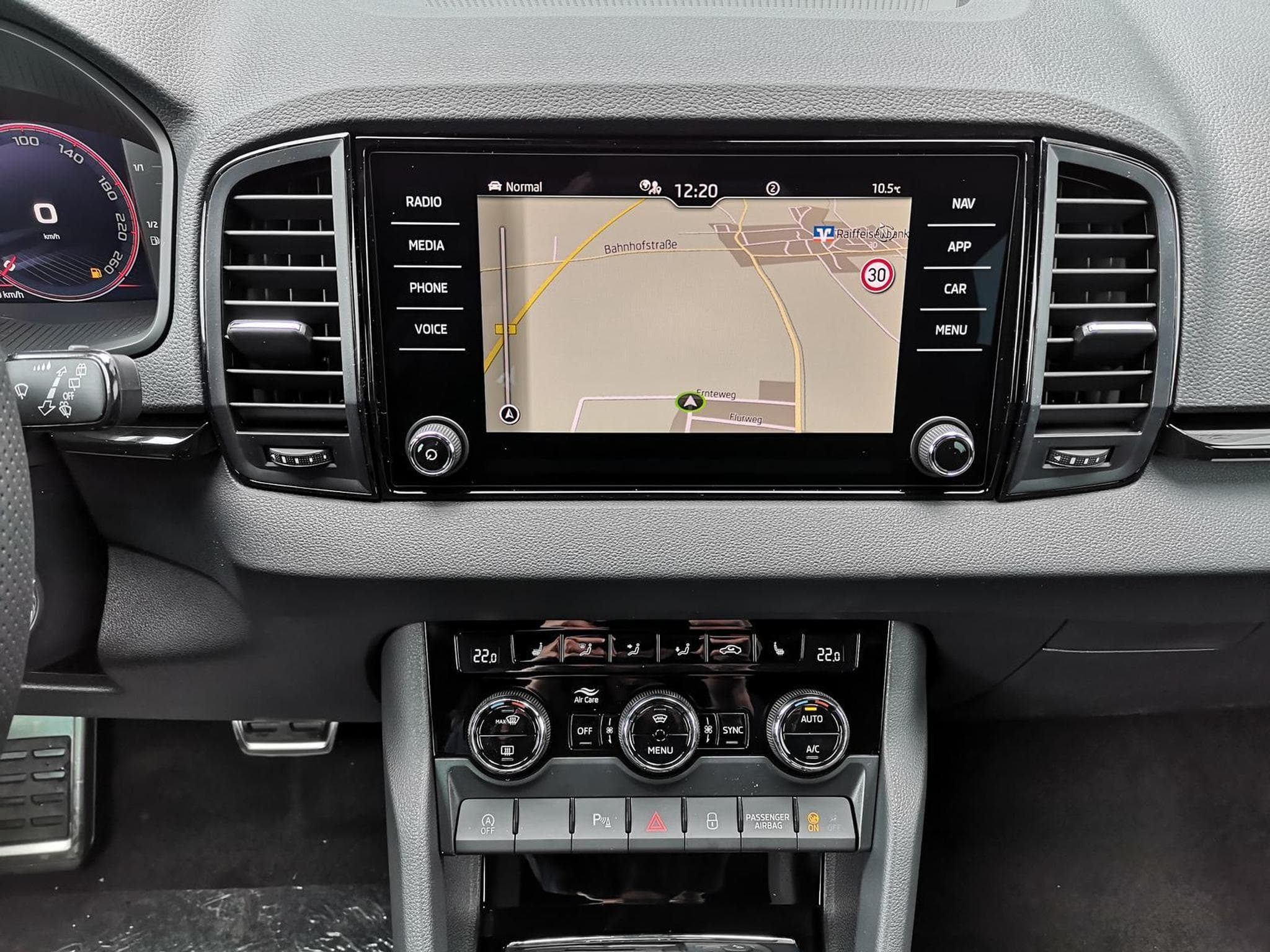 Skoda Karoq Sportline (2026) - Photo 8