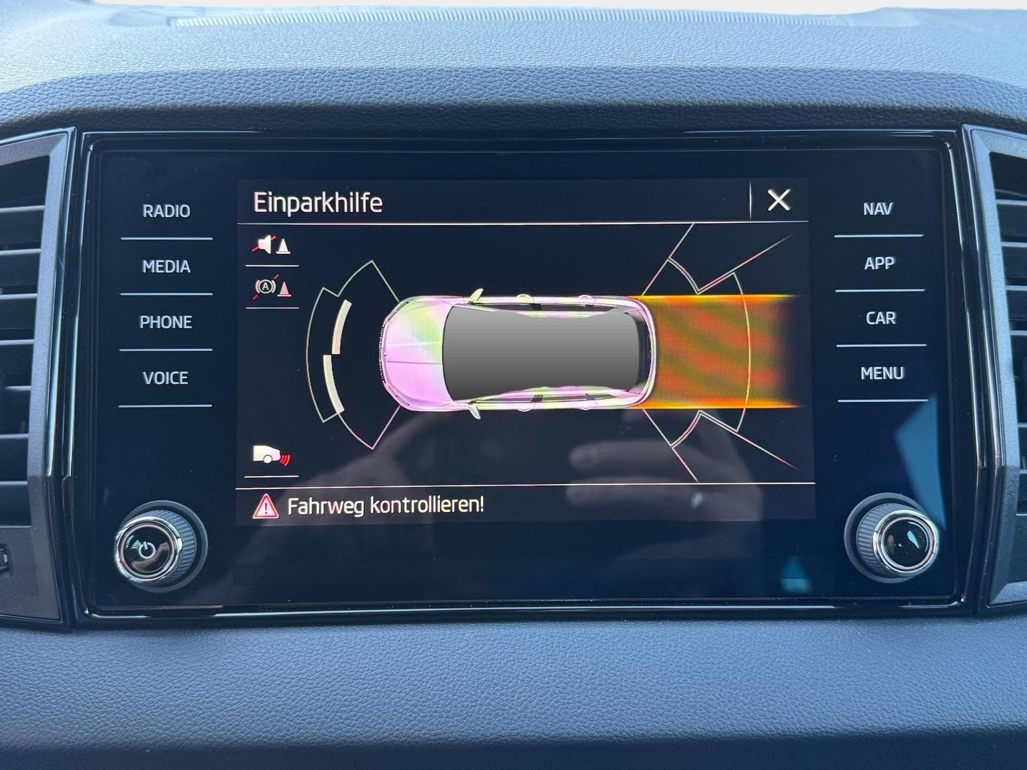 Skoda Karoq Sportline (2026) - Photo 18