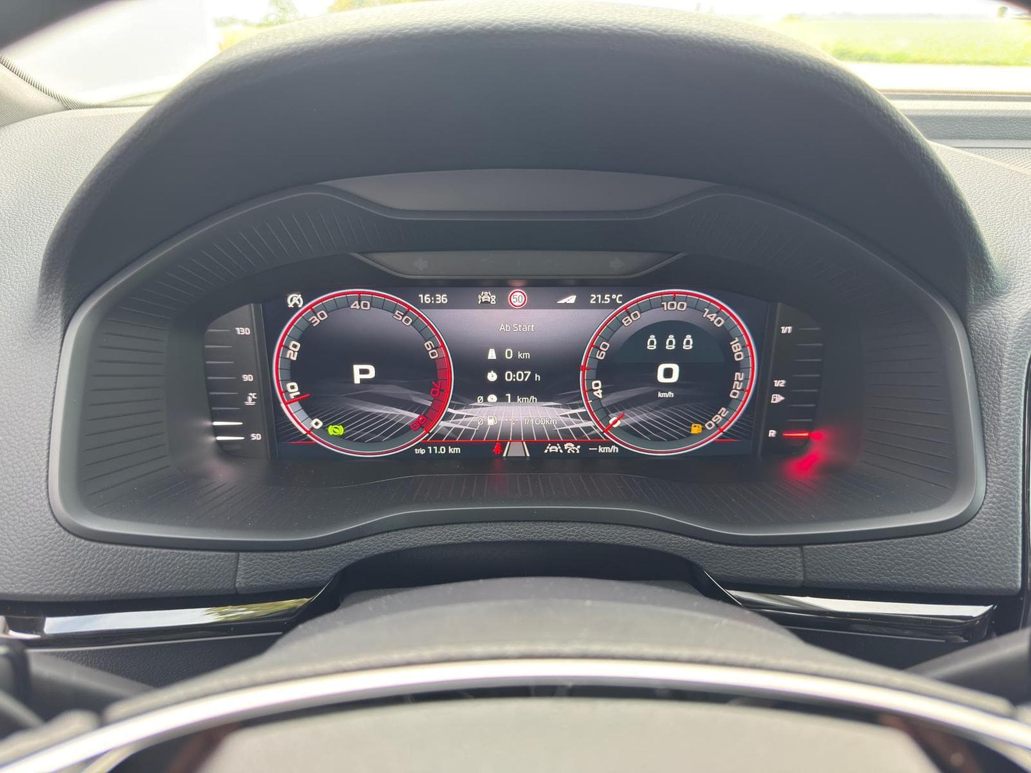 Skoda Karoq Sportline (2026) - Photo 17