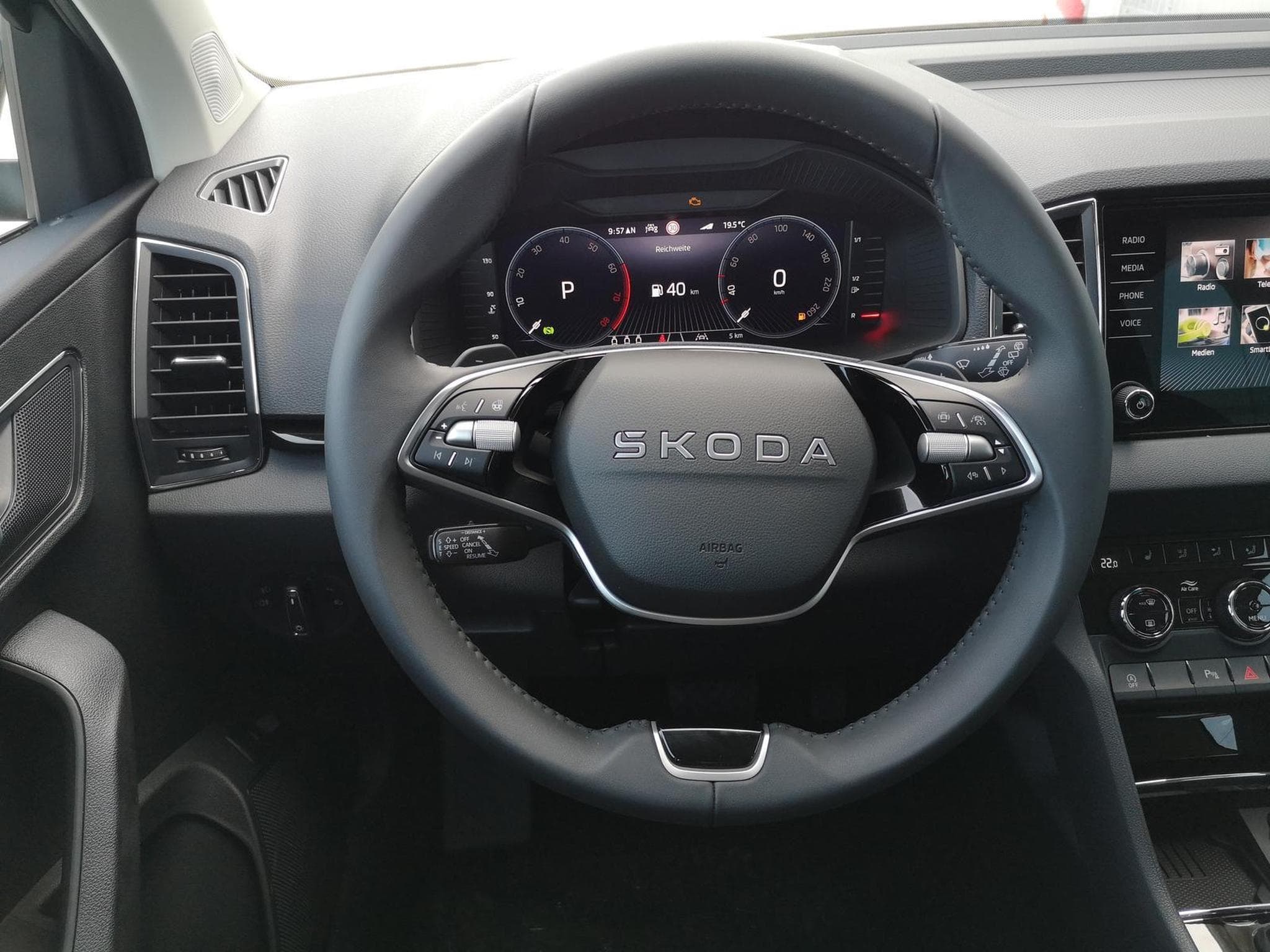 Skoda Karoq Selection (2026) - Foto 4