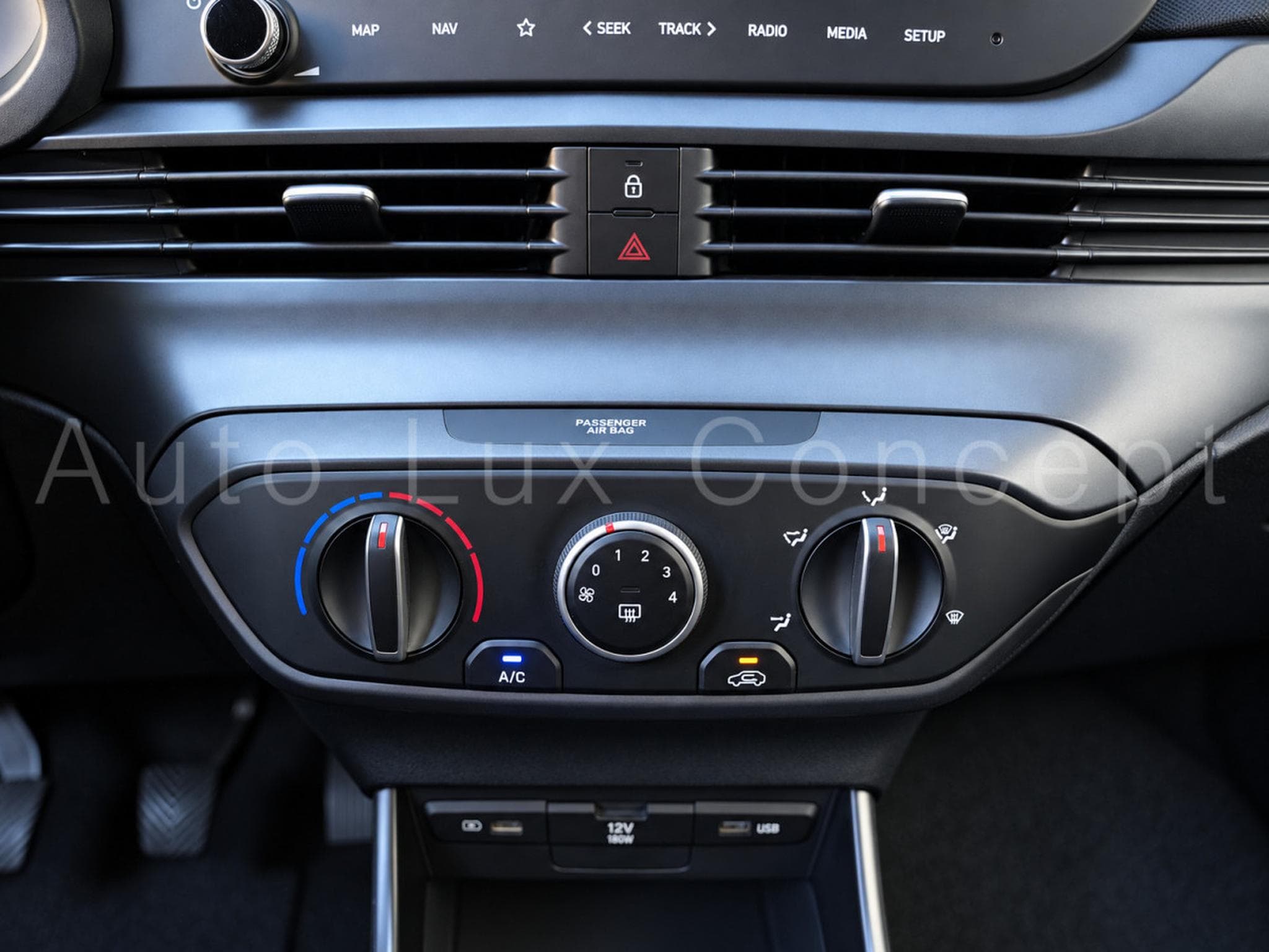 Hyundai i20 1.0 T-GDi 100 48V Hybrid TECHNO 6iMT (2021) - Photo 22